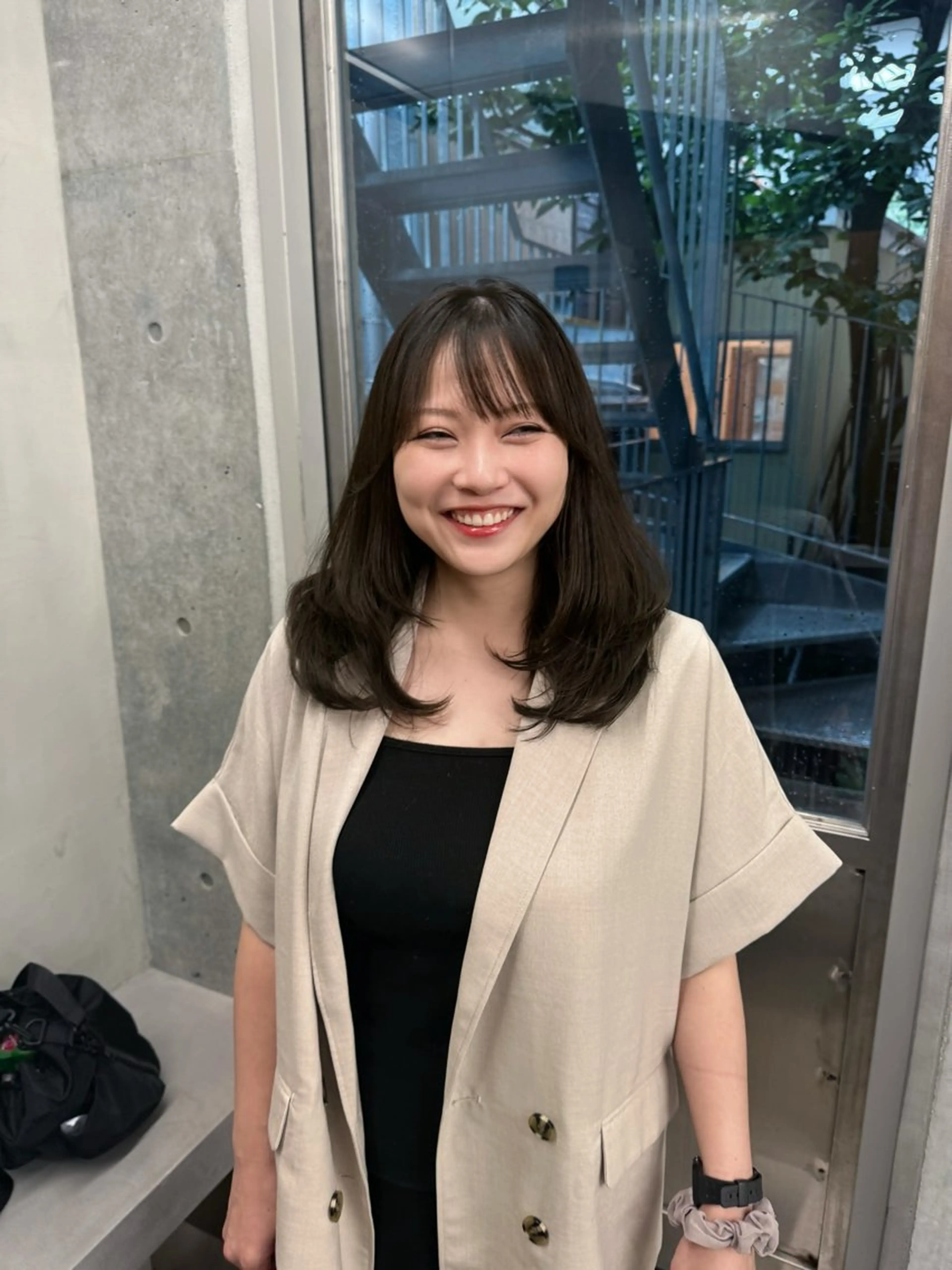 ロング カラー ロングレイヤー アッシュ ベージュカラー ブリーチ 透明感カラー カット ヘアカラー トリートメント 誰よりも丁寧なカット 🍀小林輝のヘアスタイル