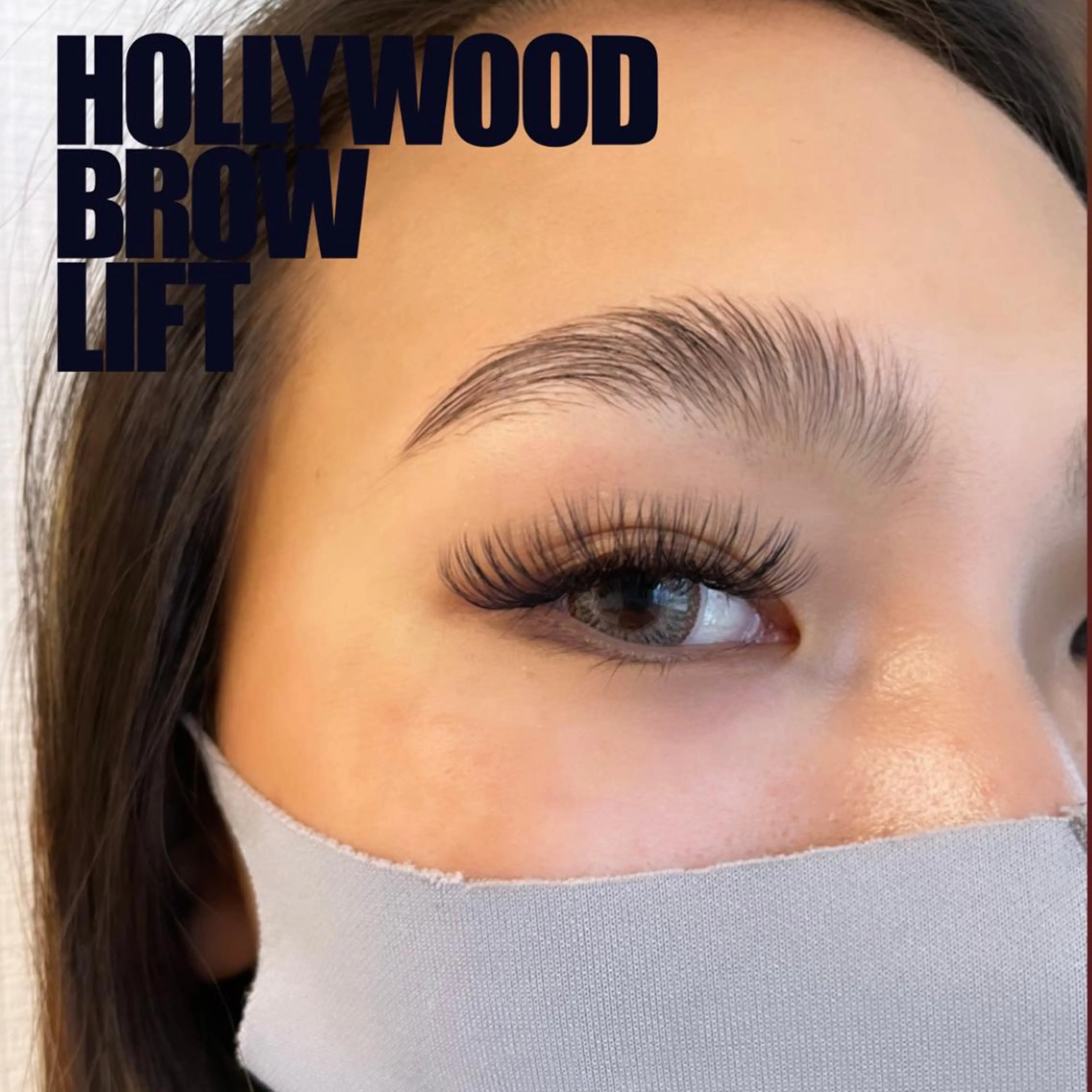 ハリウッドブロウリフト(眉毛パーマ＋眉毛wax＋メイク)の写真