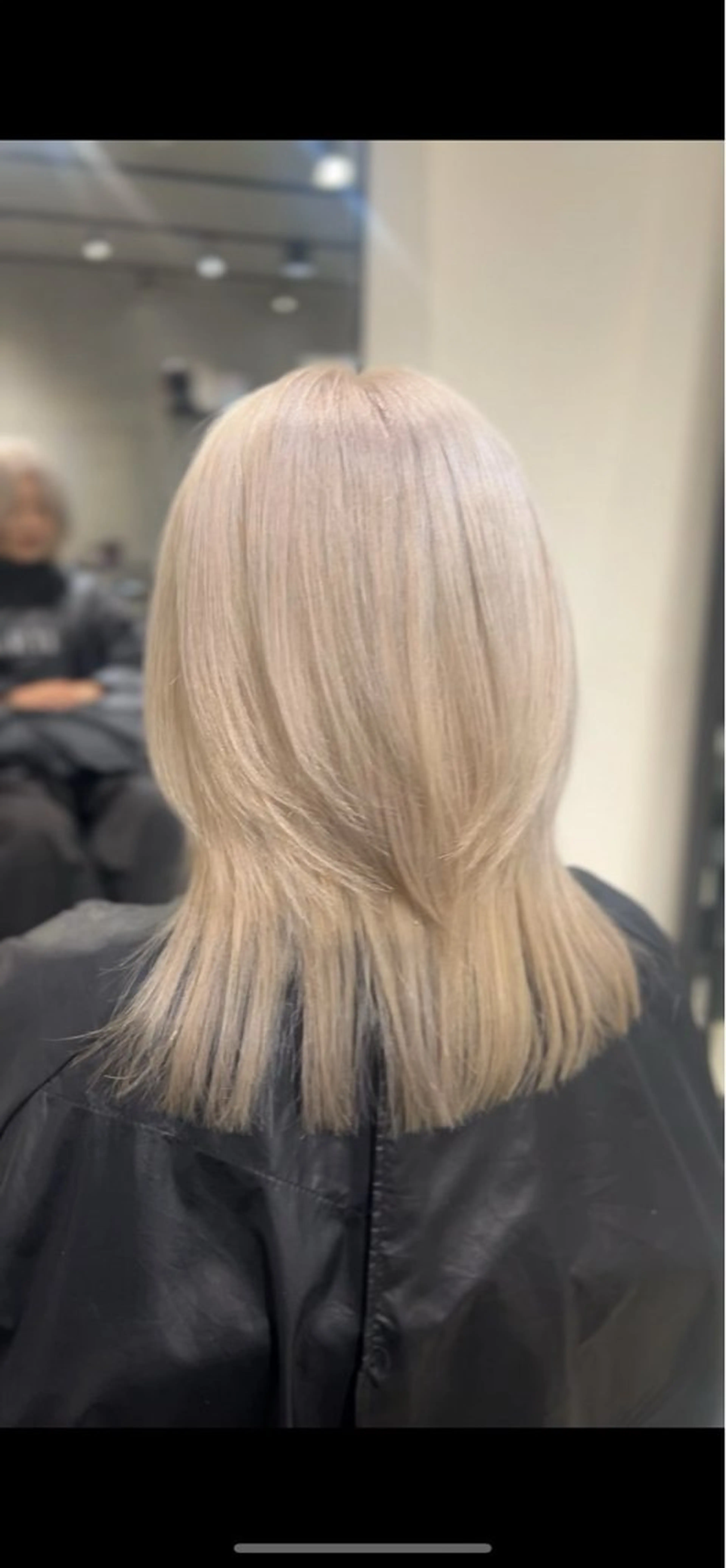 ミディアム カラー ヘアカラー トリートメント 🦋似合わせカラー 艶髪🦋Rinaのヘアスタイル