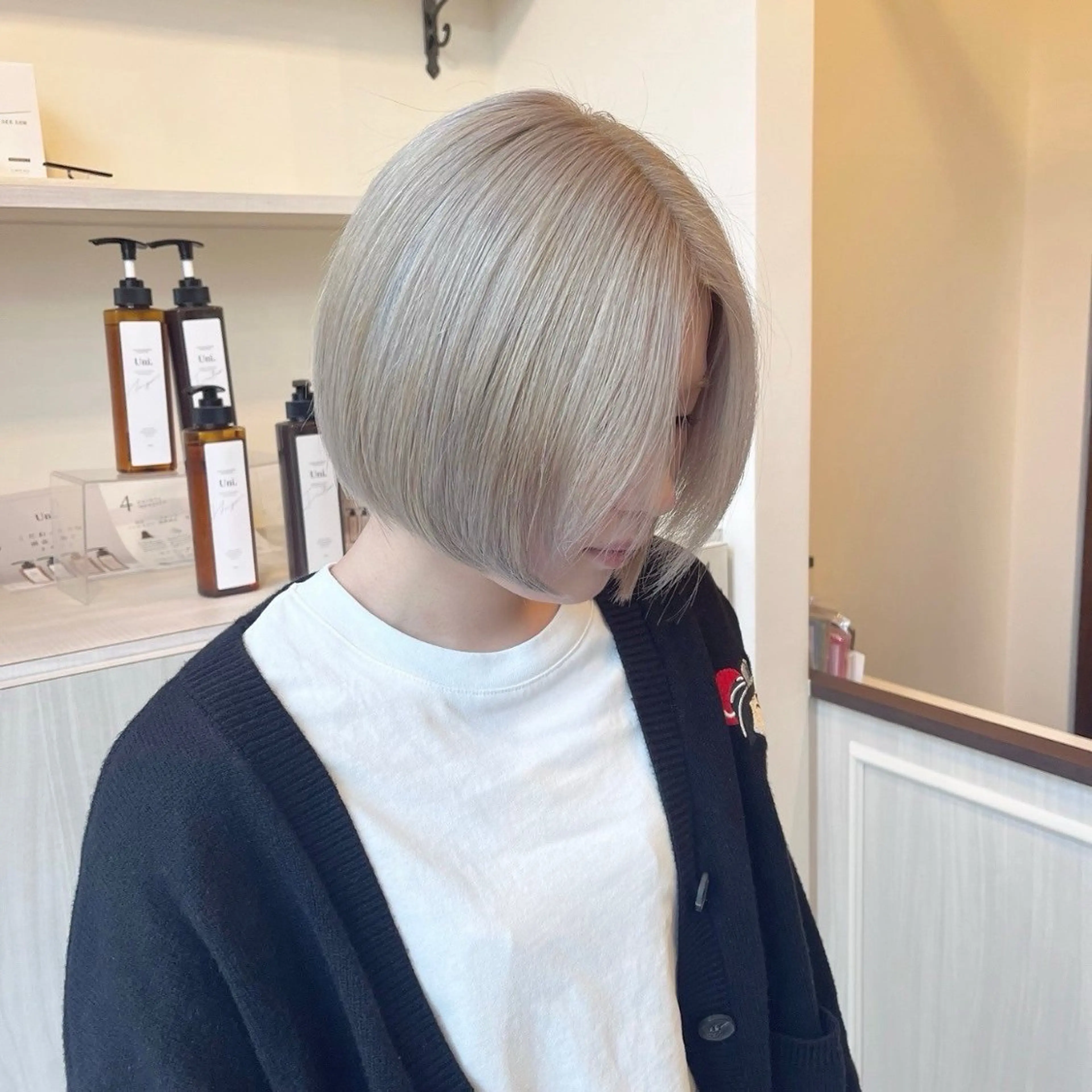 ショート ヘアカラー Uni江坂所属・咲羽/ assistantのヘアスタイル