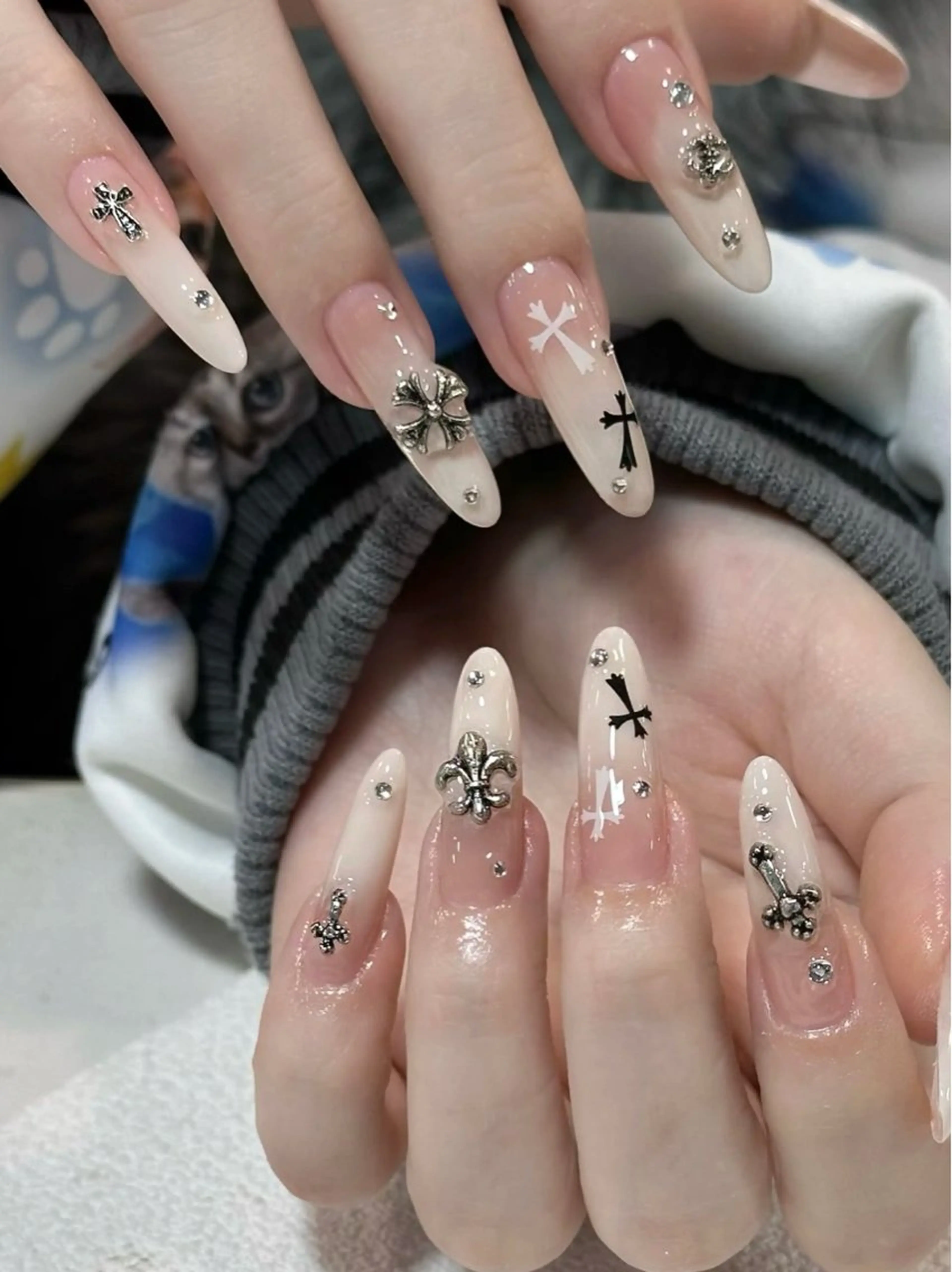 ネイル アートネイル オーロラネイル チークネイル フレンチネイル ガラスフレンチ ハンドネイル 🎀🎀YooLi Nail Salonのネイルデザイン