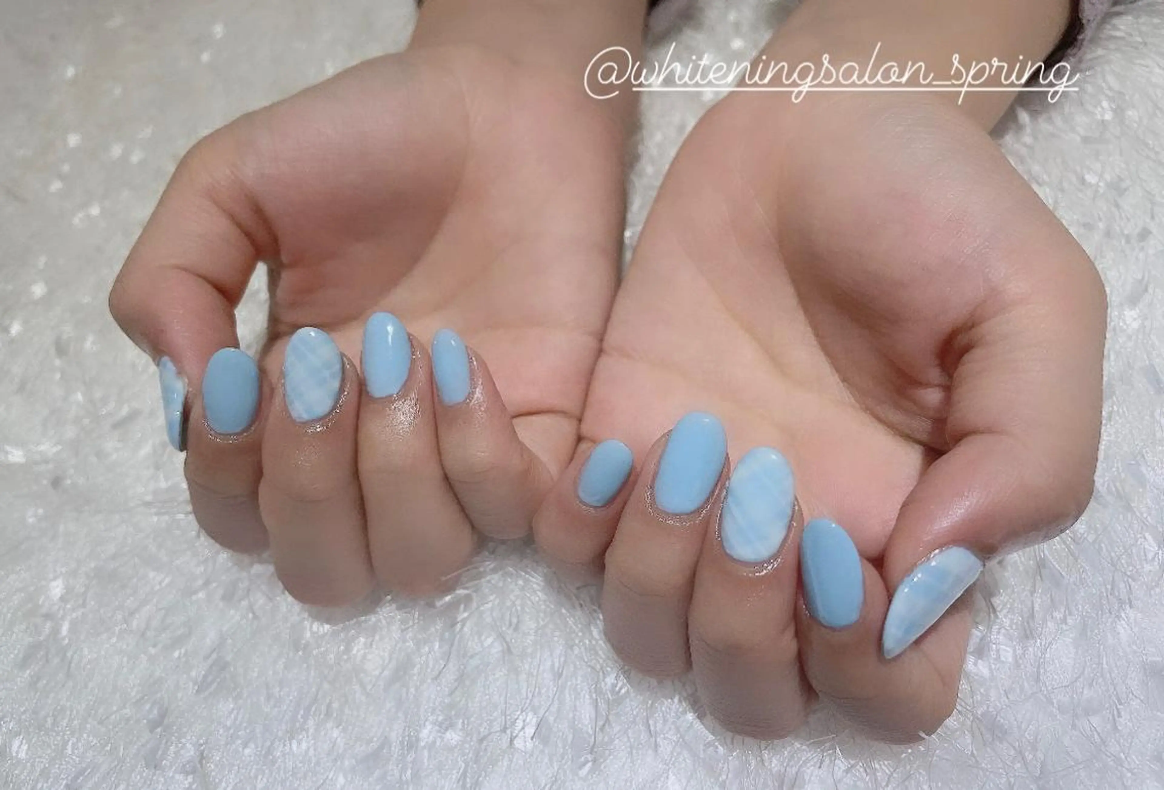 ネイル 水色 Nakao Hitomiのネイルデザイン