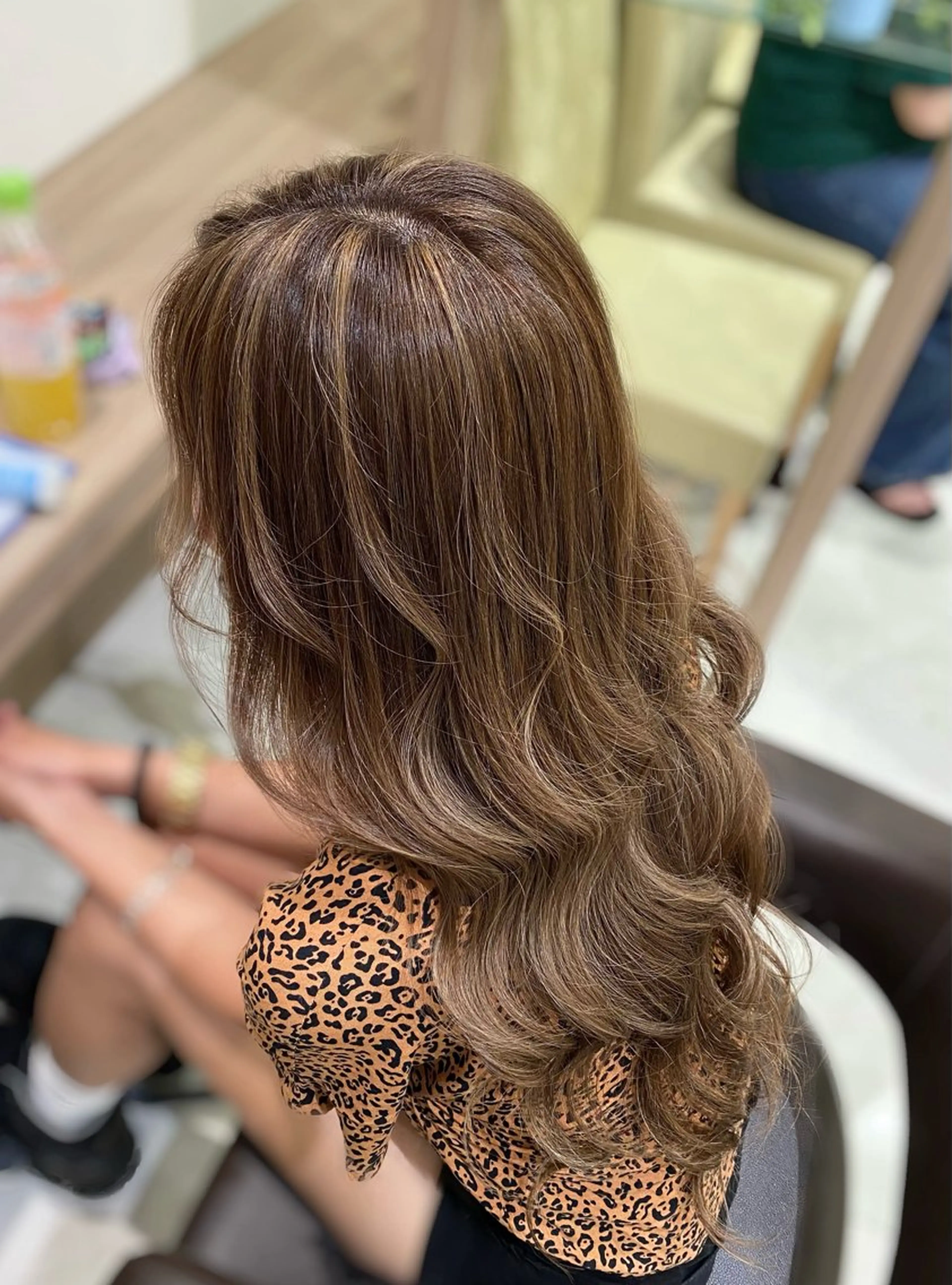 ロング カラー ヘアアレンジ 奥村 美郁子のヘアスタイル