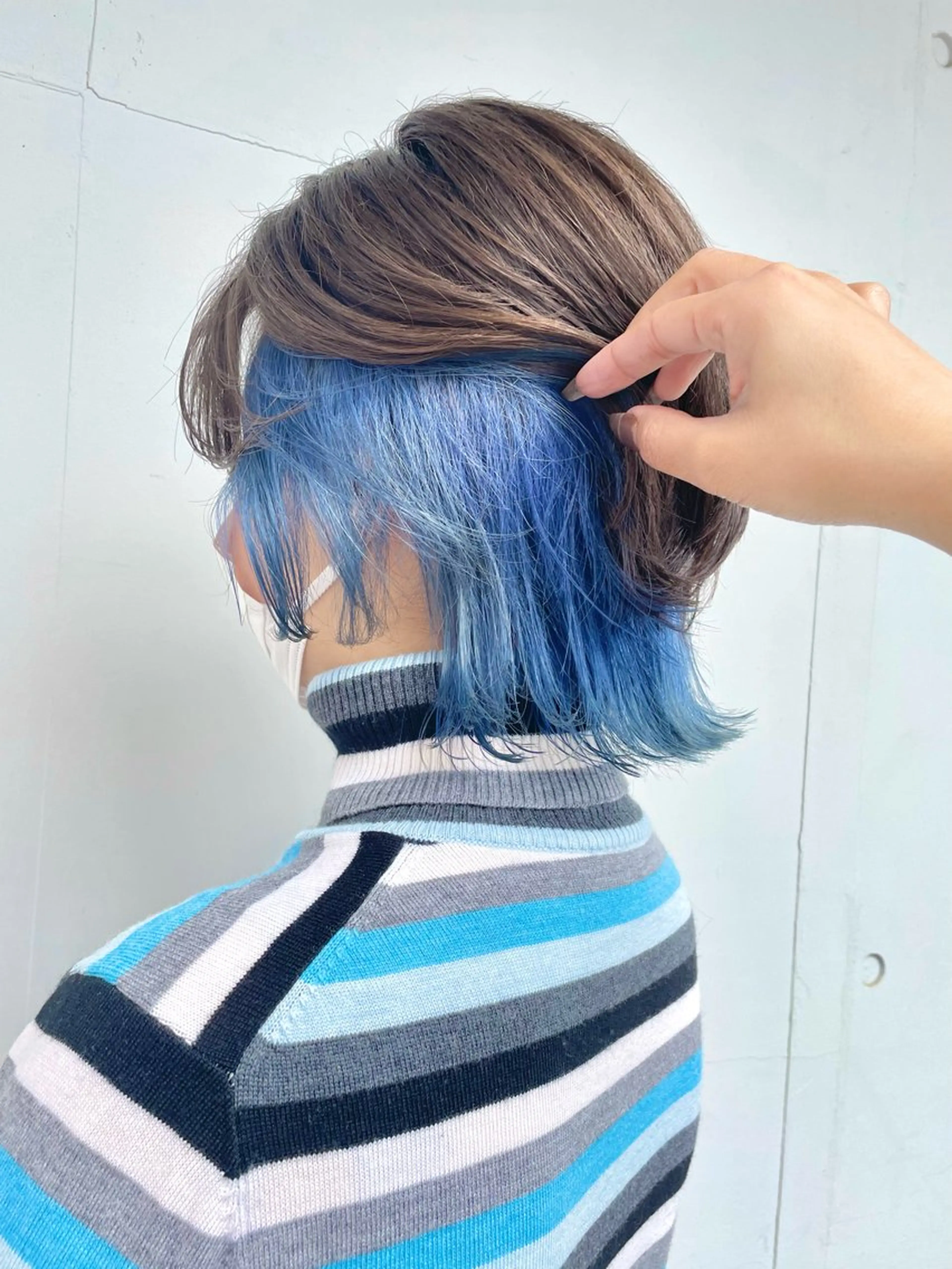 ショート カラー ブリーチ ブルーカラー ケアブリーチ ハイトーンカラー インナーカラー ヘアカラー 🤍透明感カラー ソメヤナナ 🤍のヘアスタイル