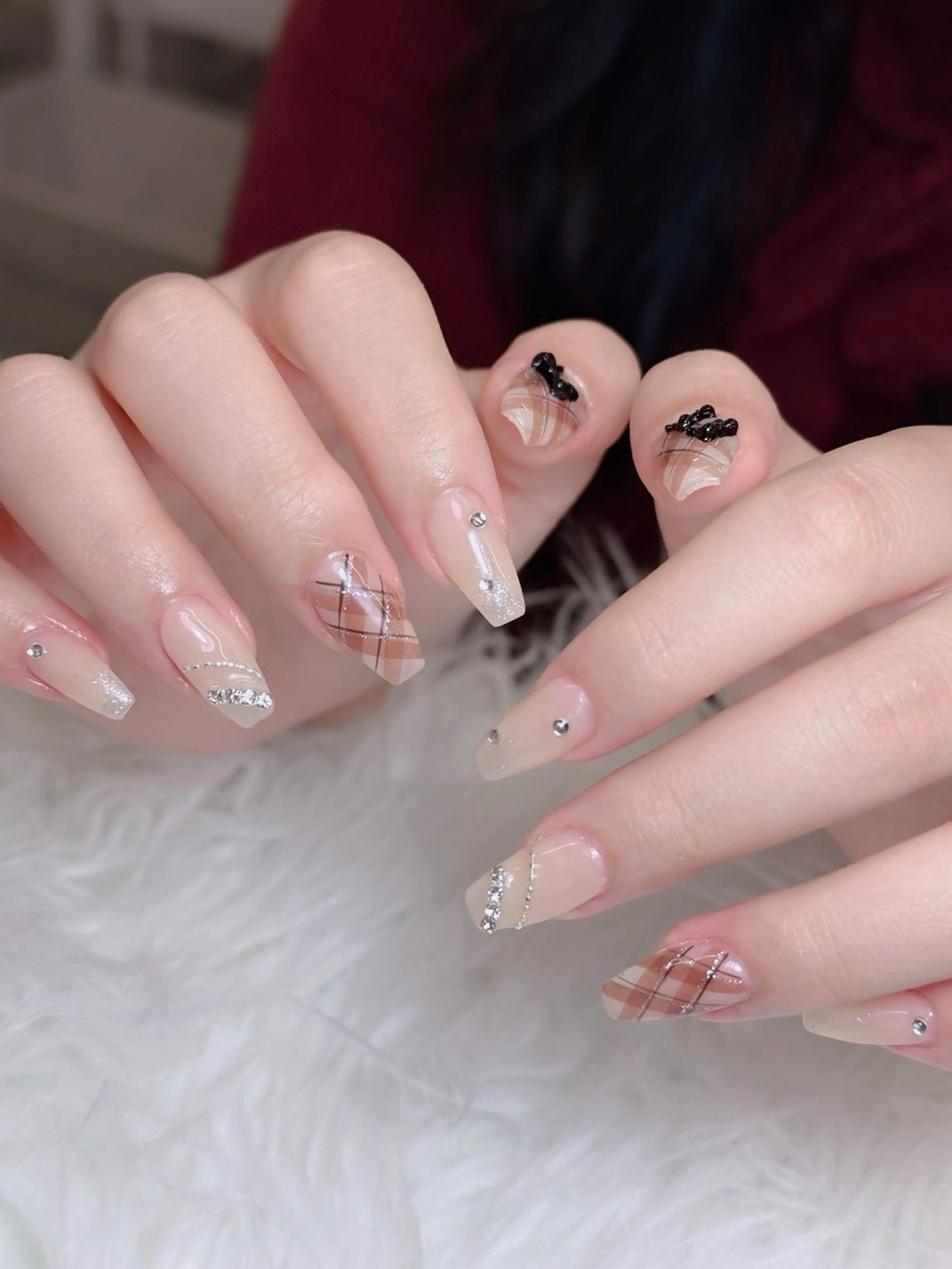 ネイル オーロラネイル チークネイル フットネイル フレンチネイル ハロウィン ハンドネイル Lumi Nail 新大久保3‘のネイルデザイン