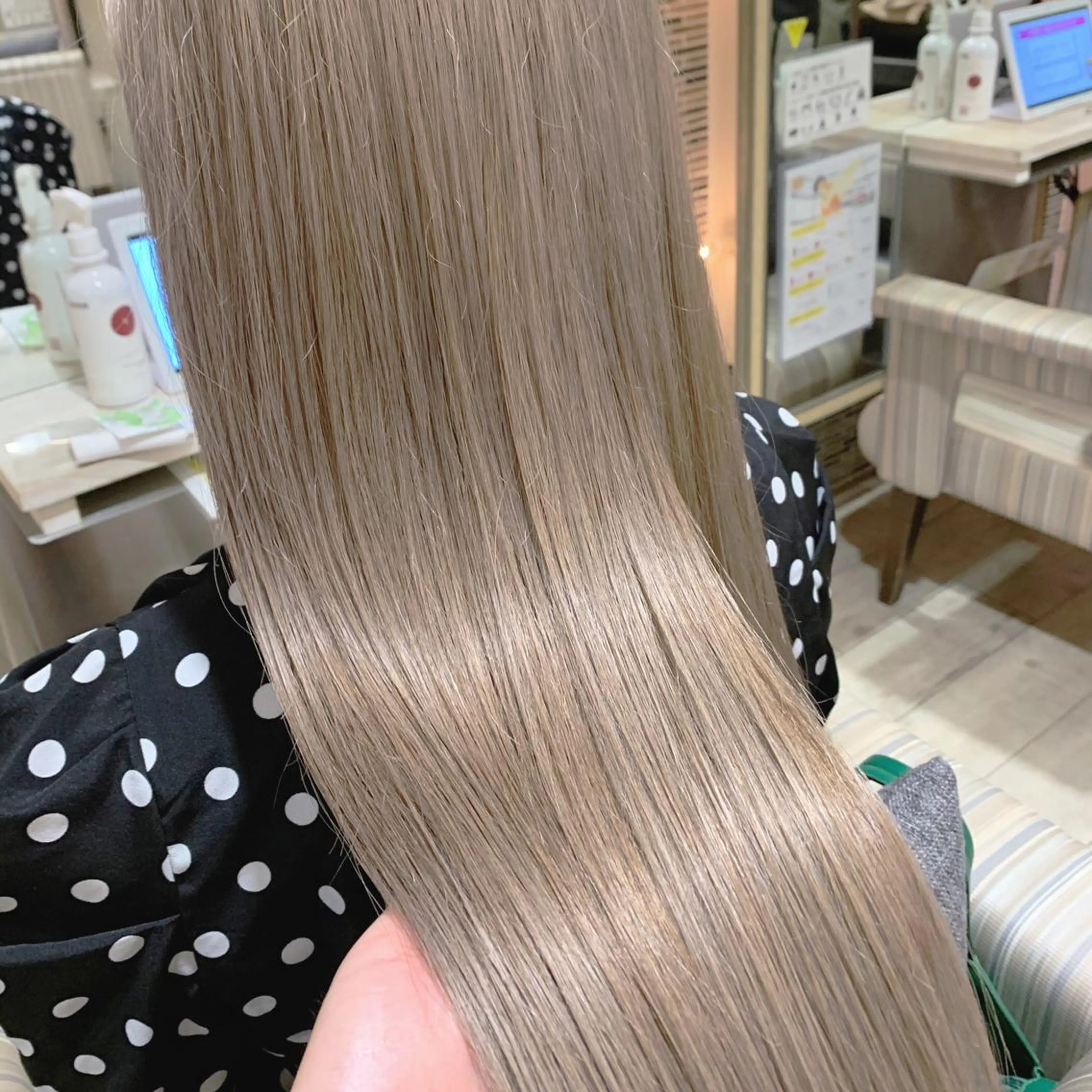 ロング カラー ハイトーンカラー カット ヘアカラー 竹内啓太 ボブのヘアスタイル