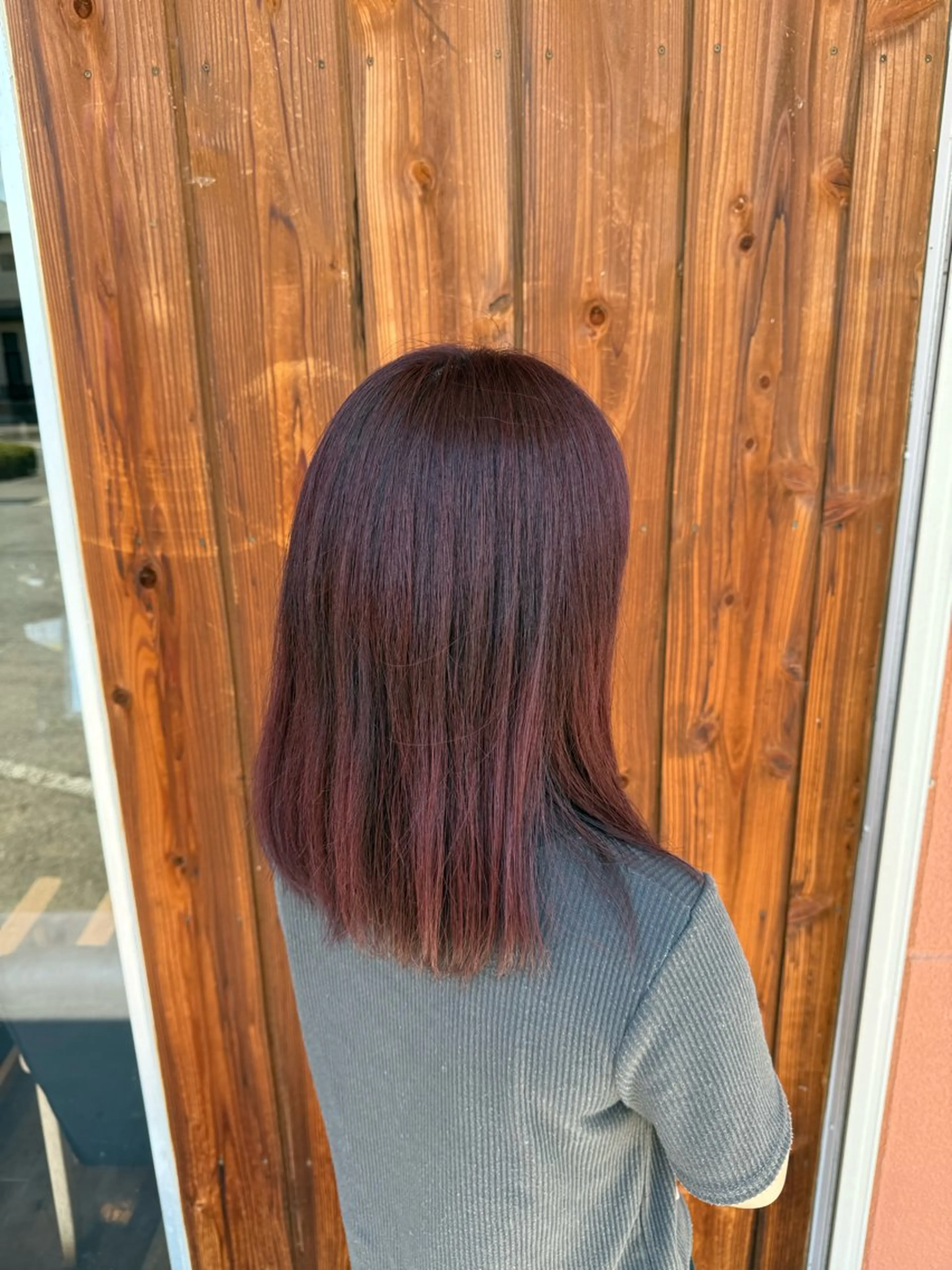 カラー 松本 希愛のヘアスタイル