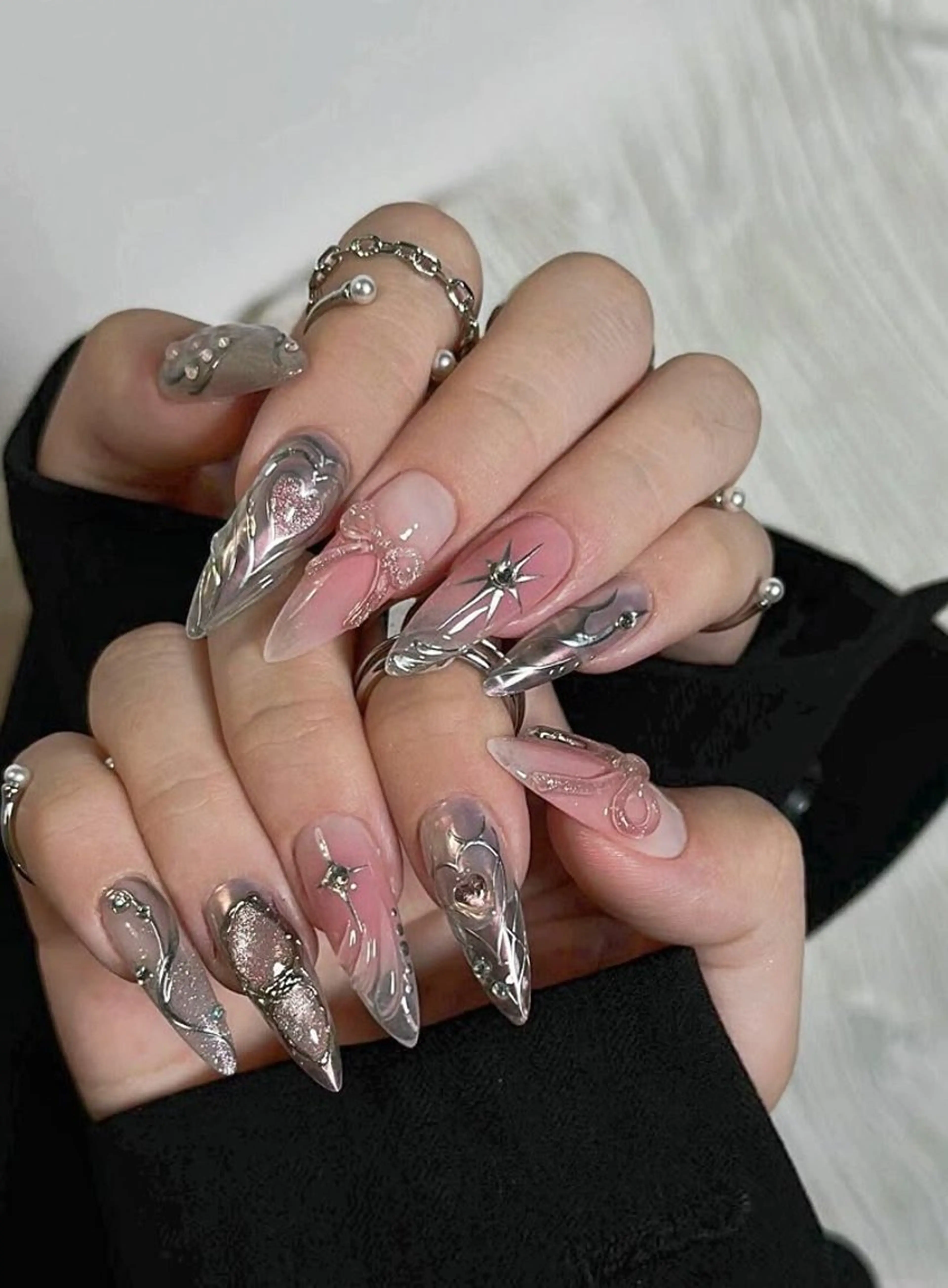 ネイル Rose Ana.Chuoのネイルデザイン