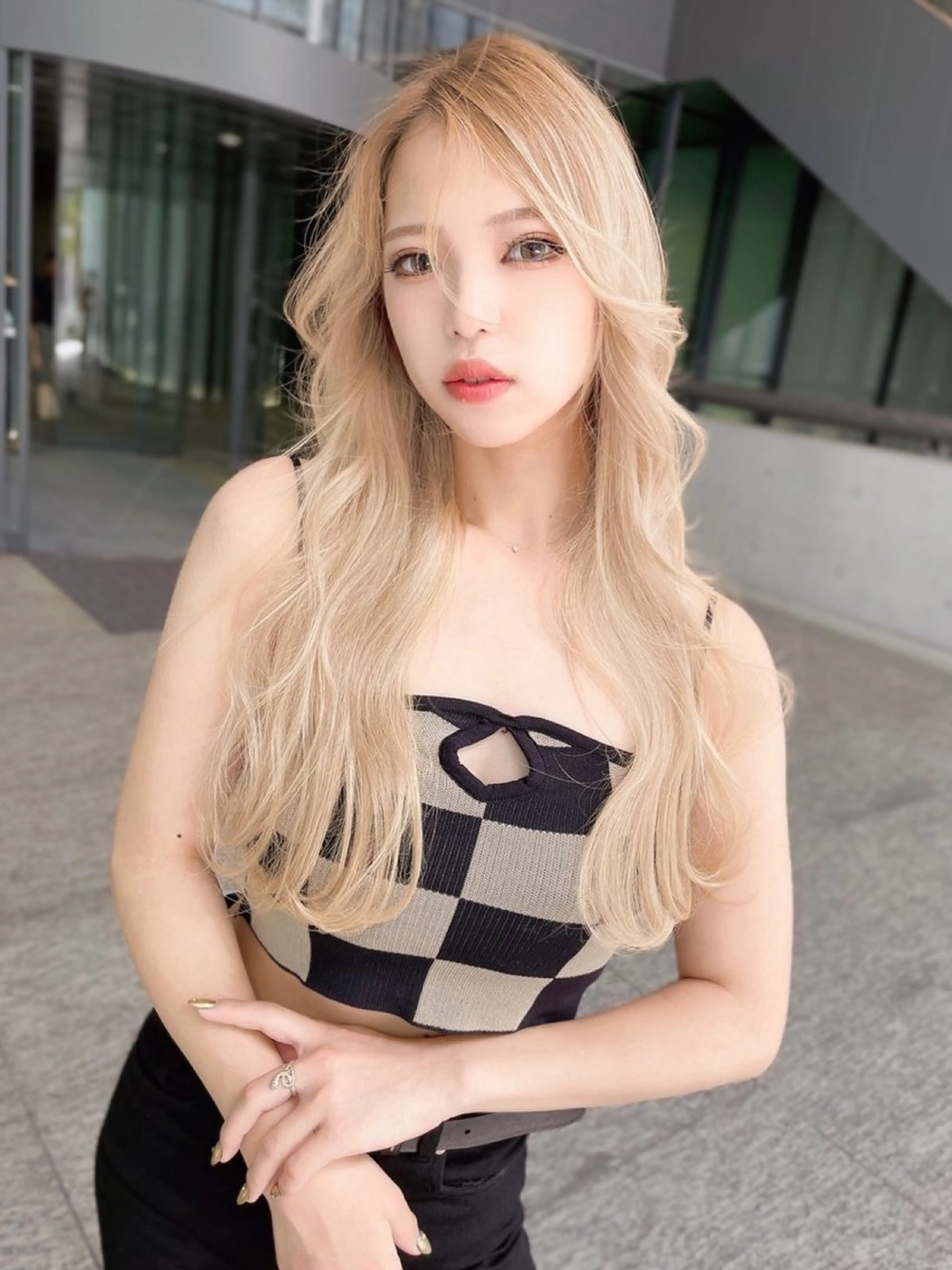 セミロング カラー ベージュカラー 黒髪 ブリーチ ブルーカラー ブルーブラック カット ヘアカラー トリートメント 木屋元一/透明感 /レイヤー/顔まわりのヘアスタイル