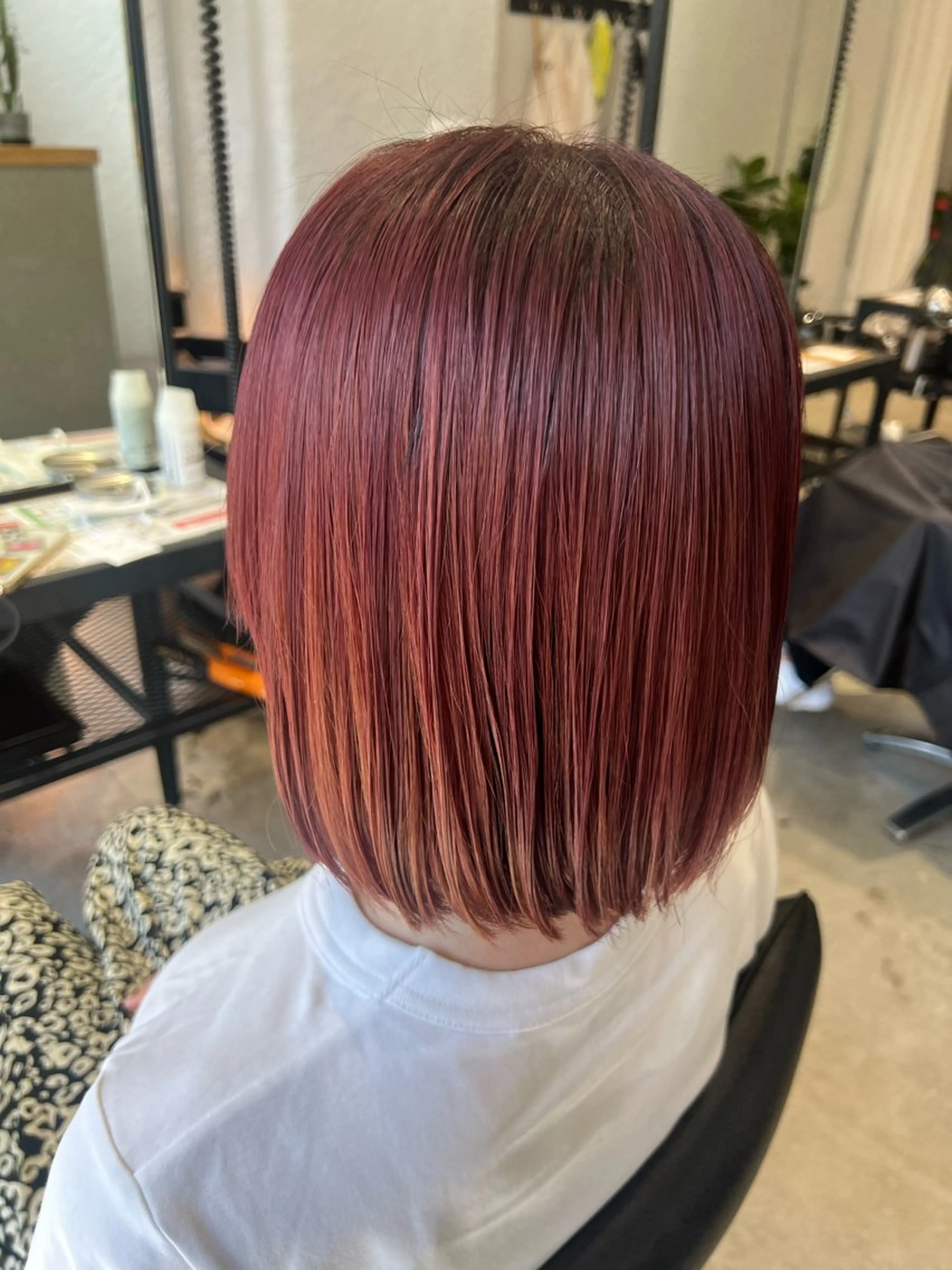 ミディアム カラー ピンクカラー ボブ オタク美容師💟 チバコナツのヘアスタイル