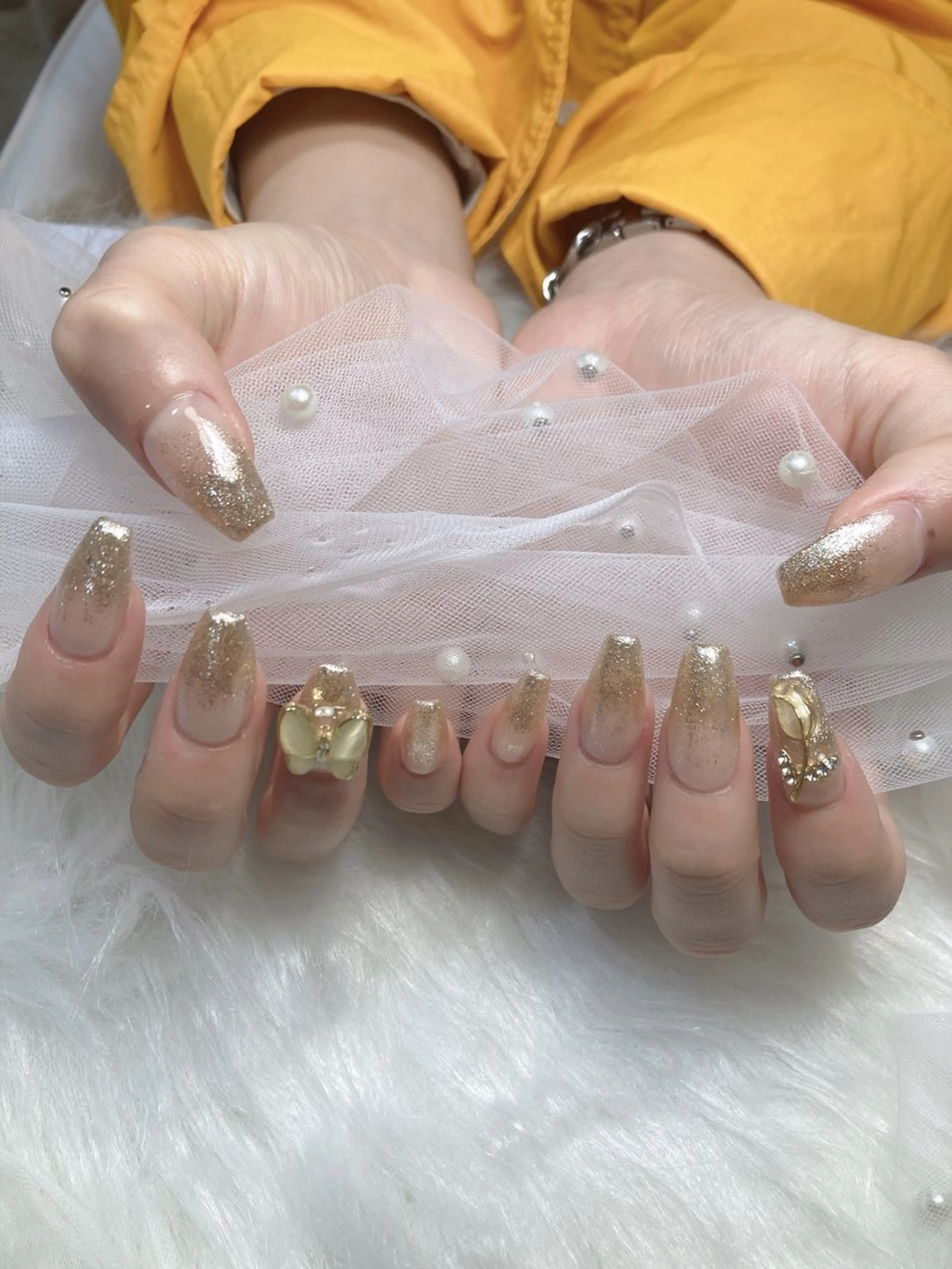 ネイル U·Mi nail salon所属・U·MI 長さ出し専門店のネイルデザイン