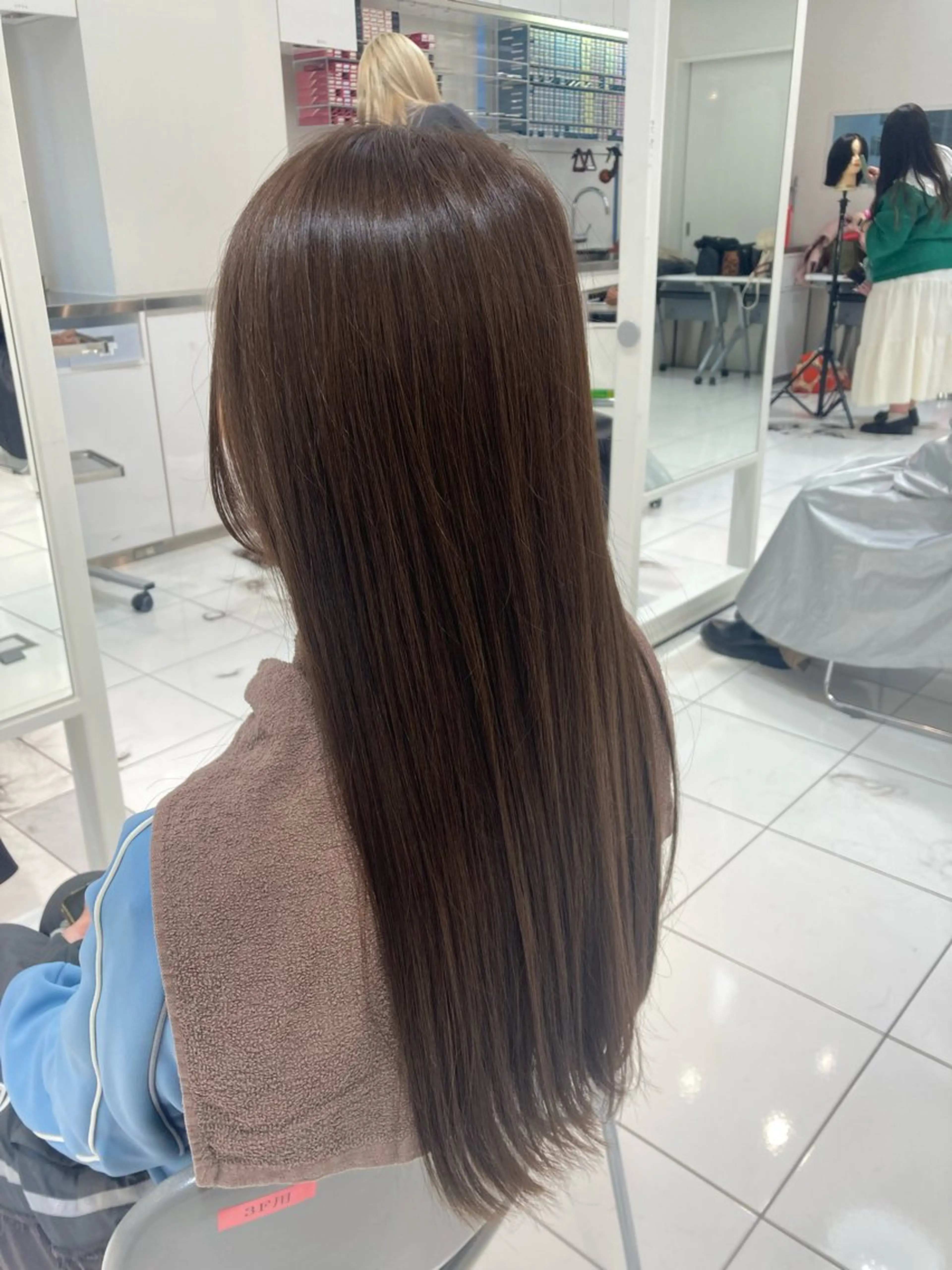 ロング カラー little錦糸町所属・透明感カラー🫧/ Tomy🌙のヘアスタイル