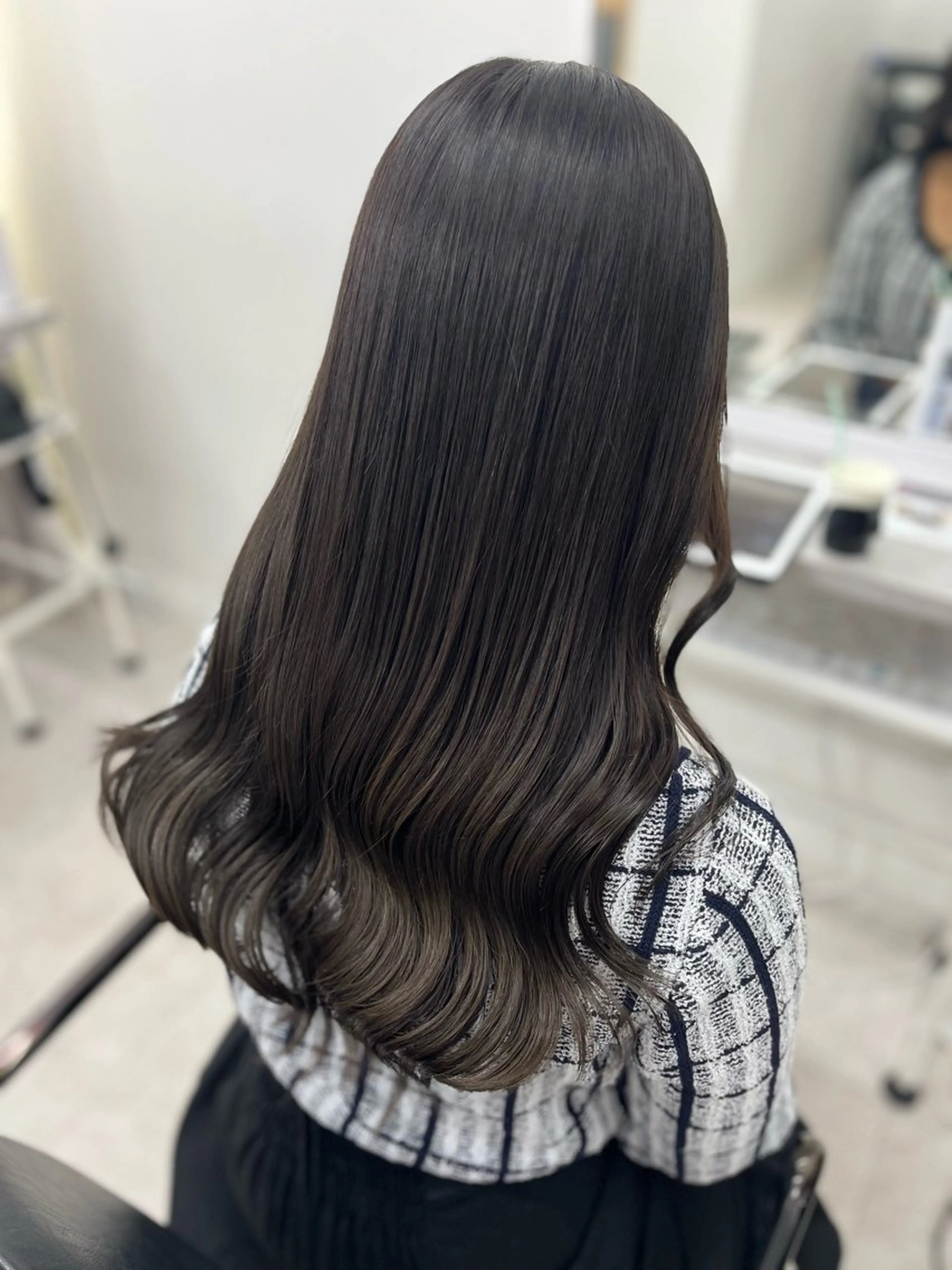ロング カラー グレージュ カット ヘアカラー トリートメント 🫧ぷる艶カラー🫧 Yuubi🦩のヘアスタイル