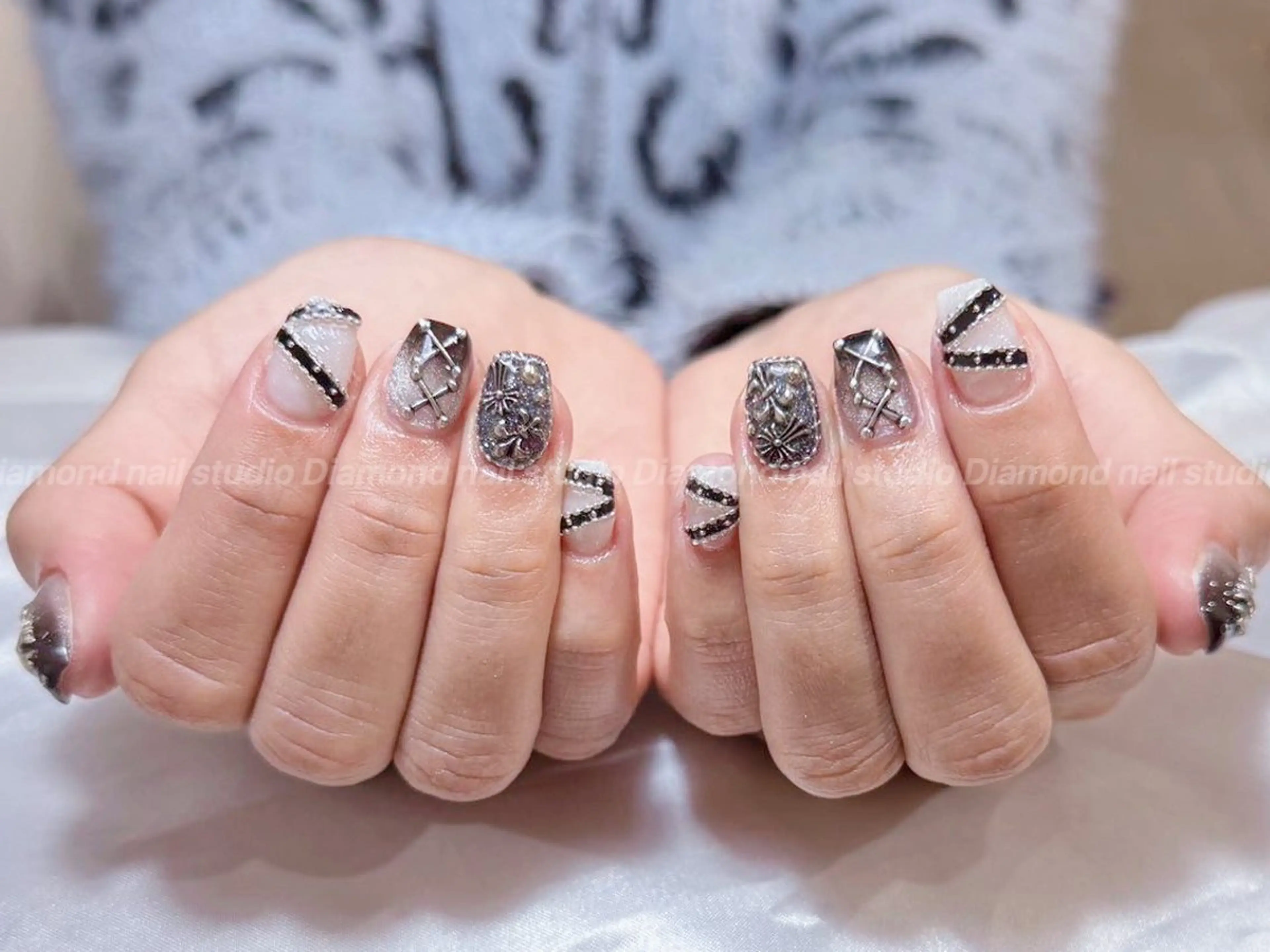 ネイル アートネイル オーロラネイル ガーリー キラキラネイル 韓国ネイル Diamond NAIL✨のネイルデザイン