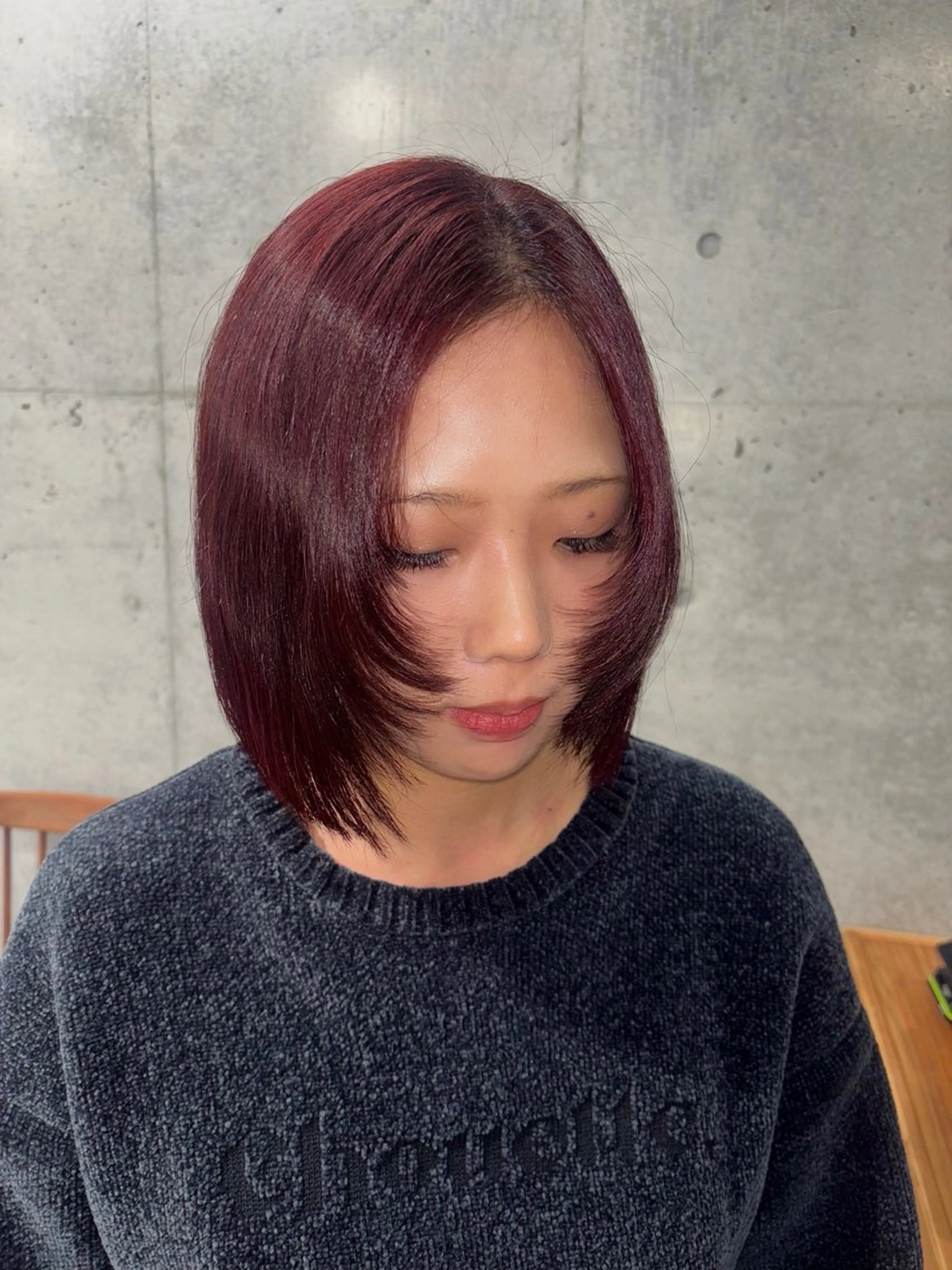ショート カラー レッドカラー 顔まわりレイヤー 顔周りカット レイヤーカット カット ヘアカラー トリートメント りお/艶カラ ー/レイヤーカットのヘアスタイル