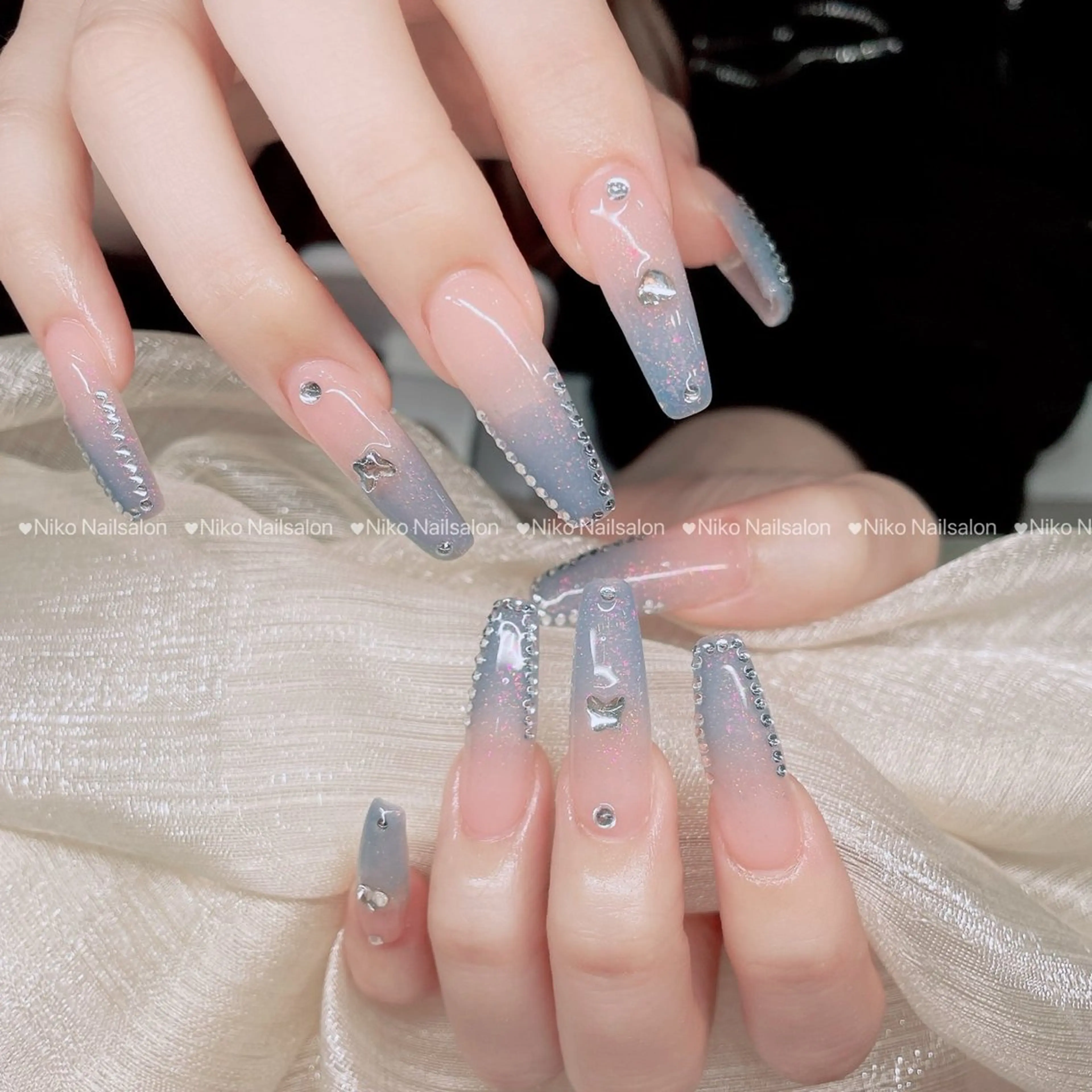 ネイル チークネイル 長さ出し フットネイル フレンチネイル ジェルネイル Niko Nail salon 銀座本店のネイルデザイン