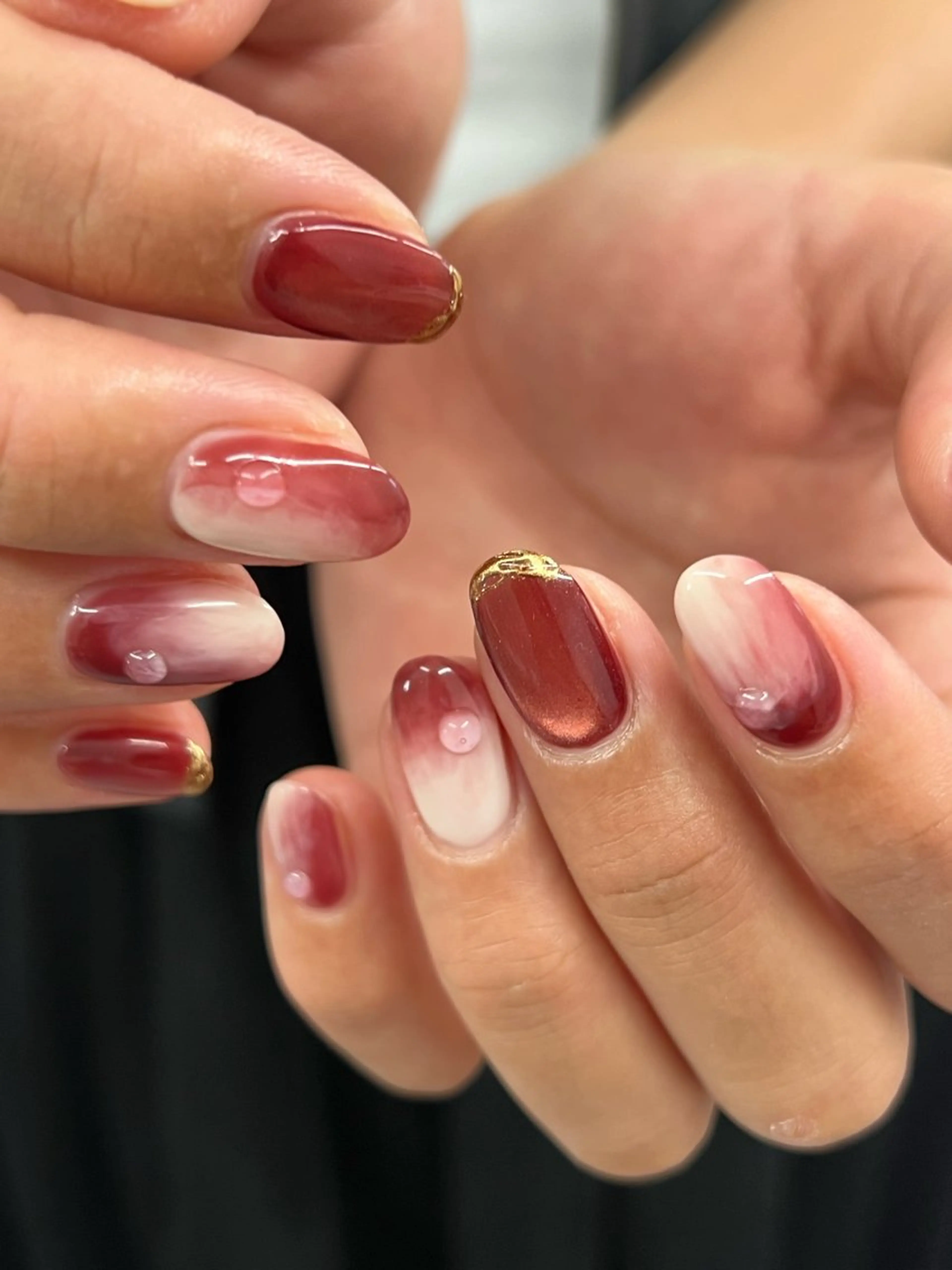 ネイル ボルドー ジェルネイル マグネットネイル ニュアンスネイル パラジェル ハンドネイル ハンドケア Bana_ Nailのネイルデザイン