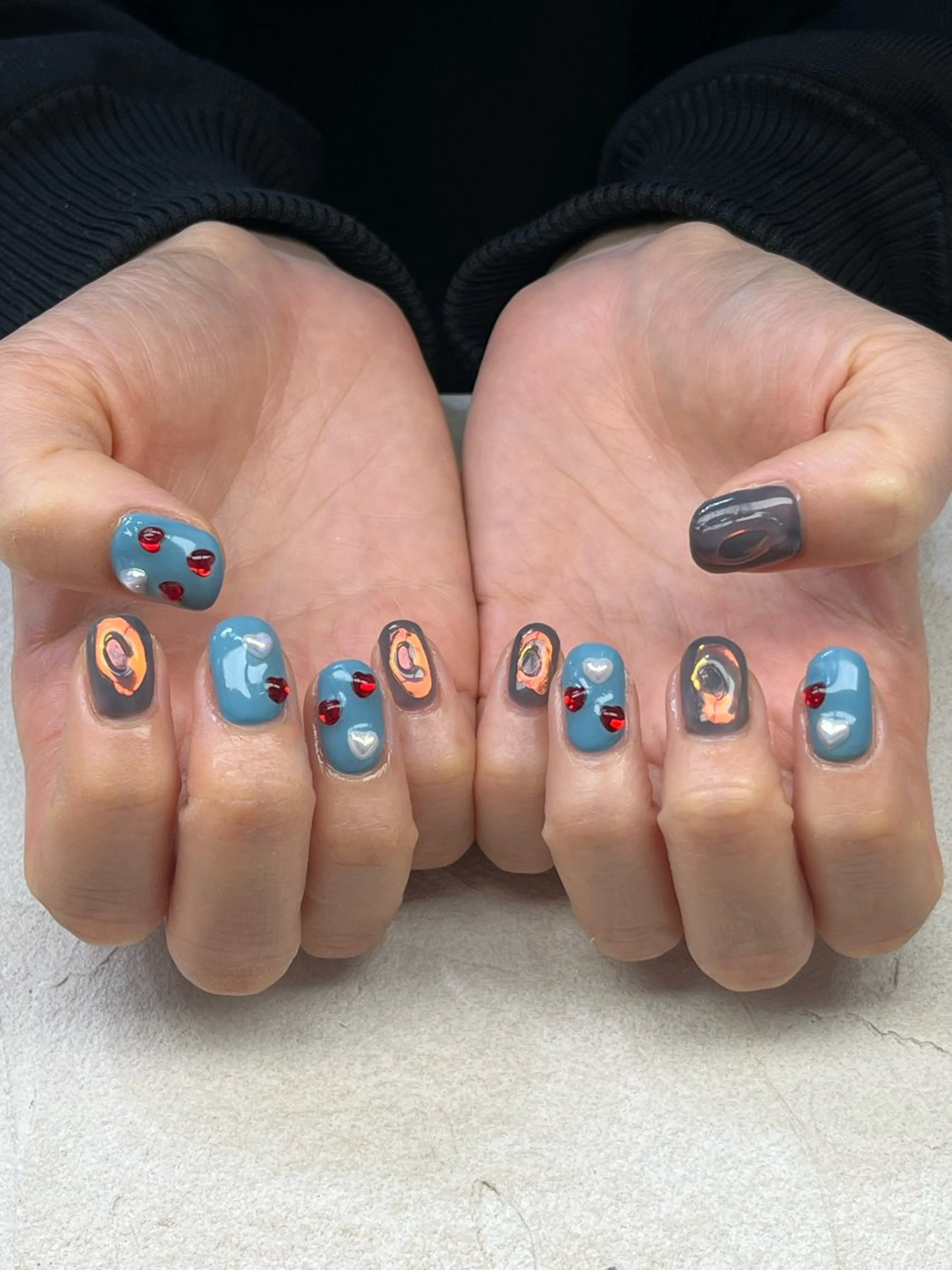 ネイル オーロラネイル ハート キラキラネイル ハンドネイル bianca TORII🌞のネイルデザイン