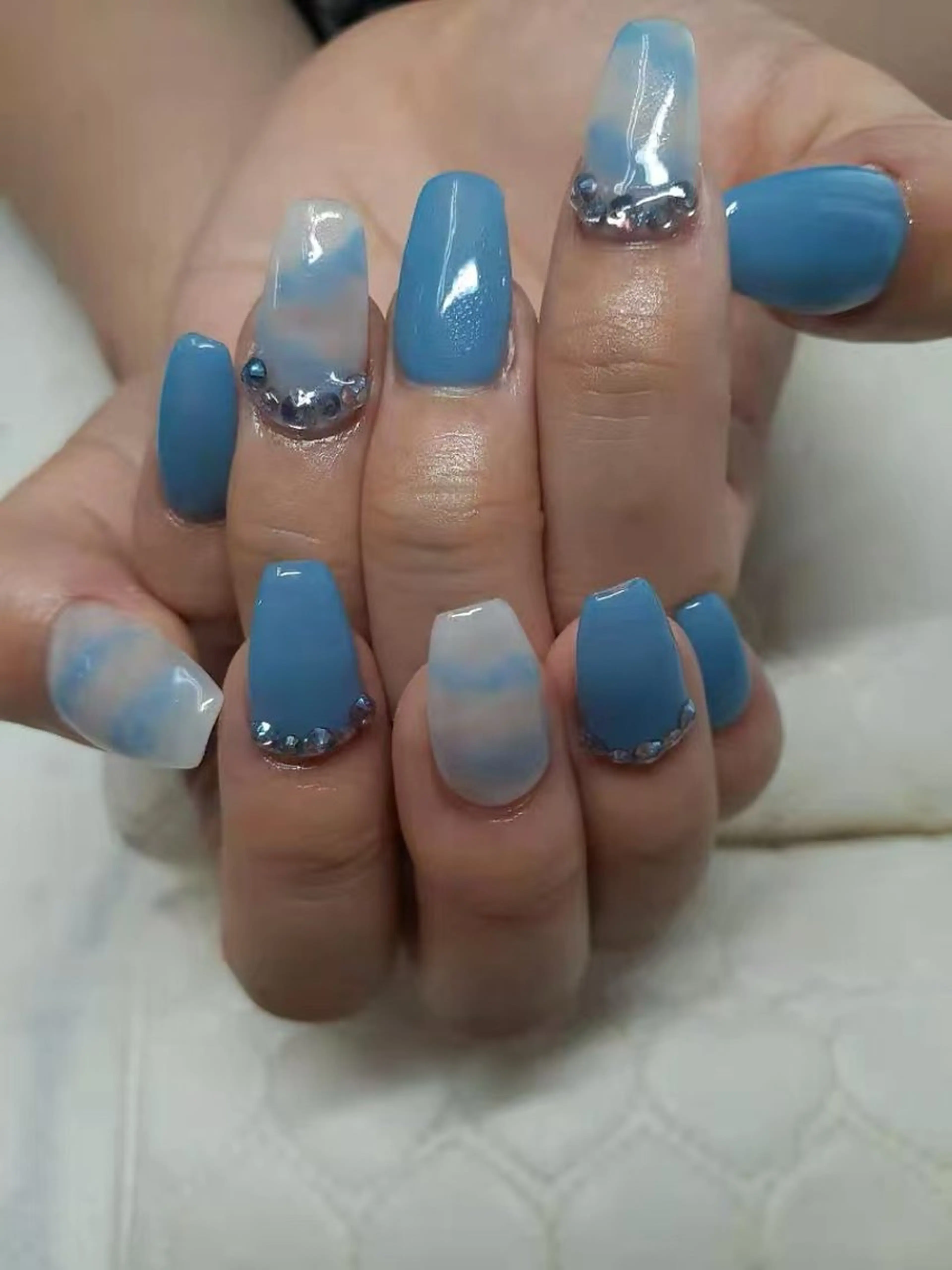 ネイル Minoan Lのネイルデザイン