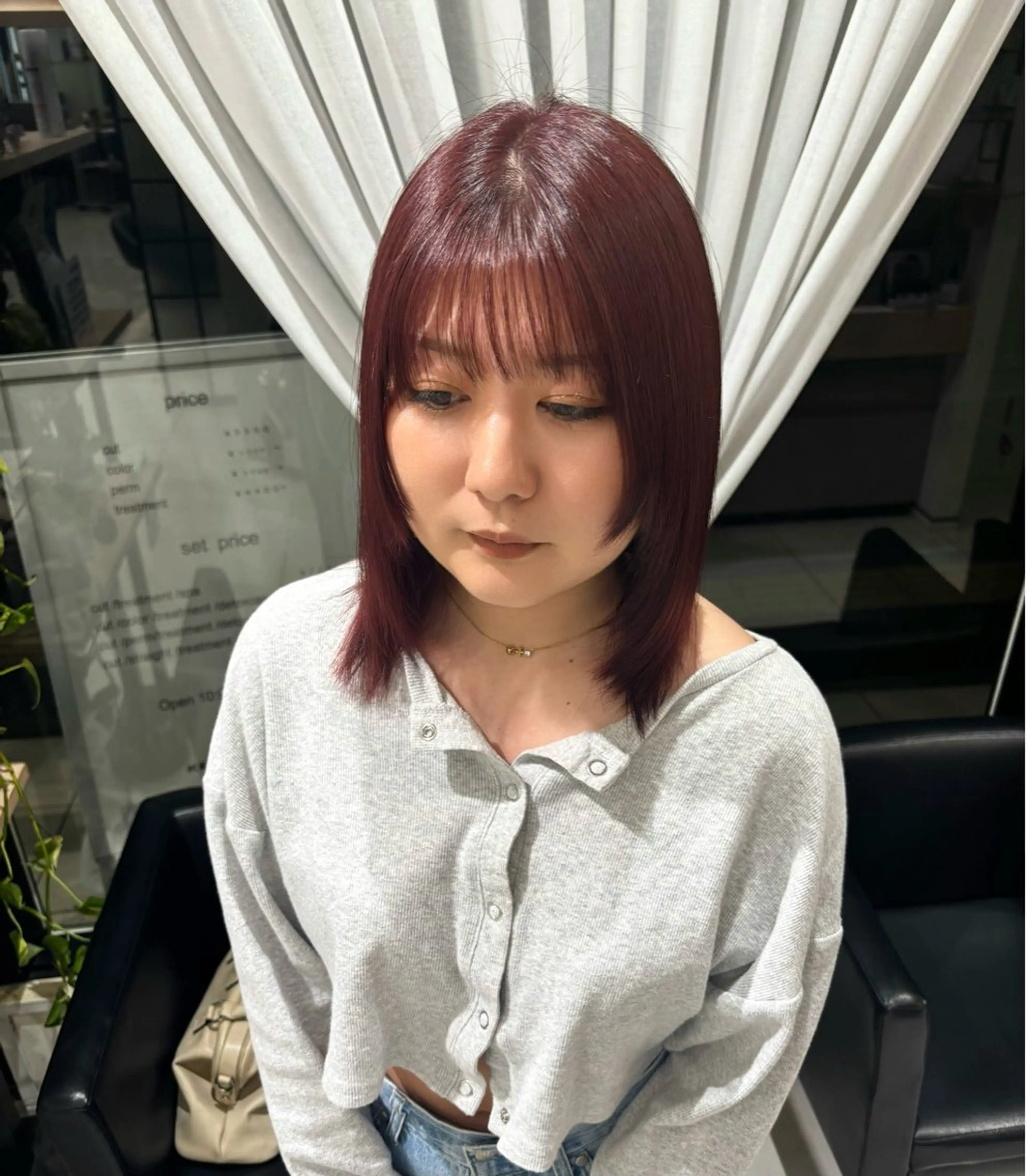 ミディアム カラー カット ヘアカラー 辻村 彩華のヘアスタイル
