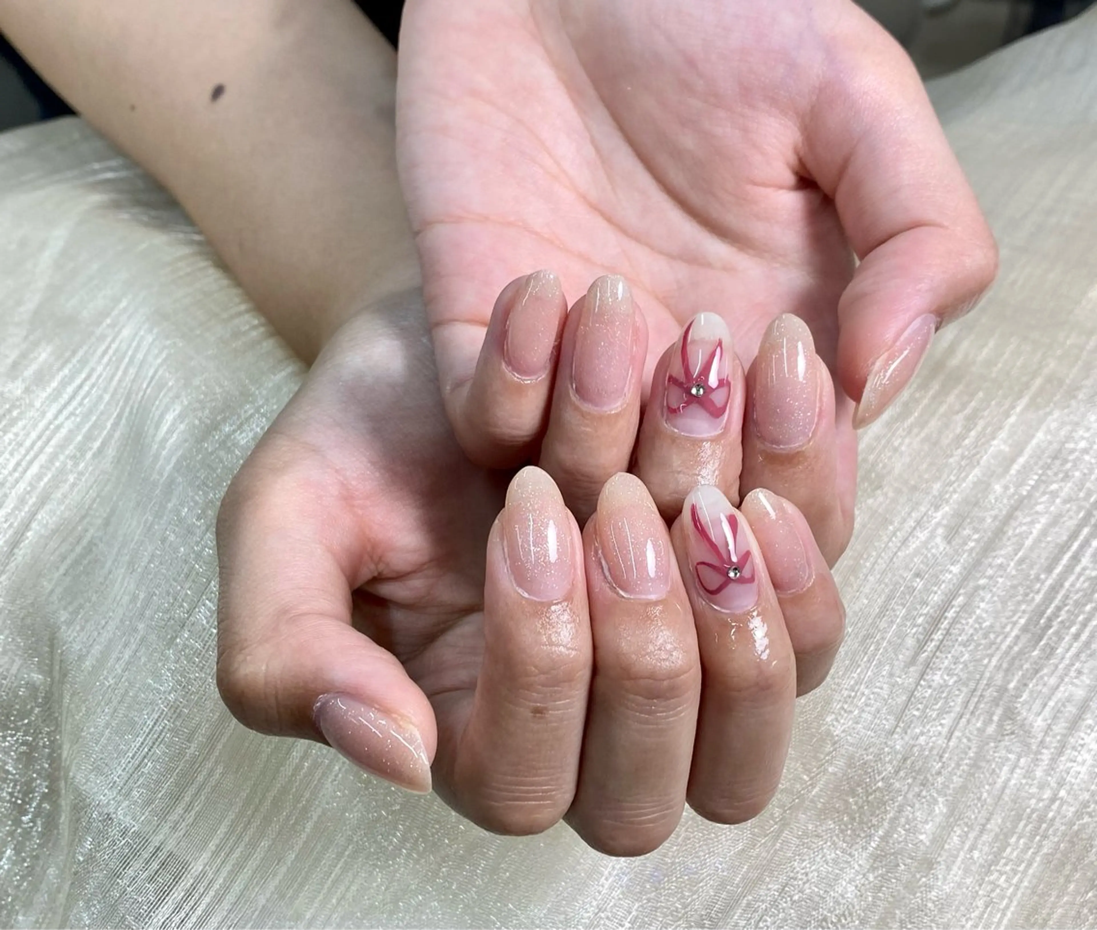 ネイル ハンドネイル ハンドケア ToliyDeliy Keilyのネイルデザイン