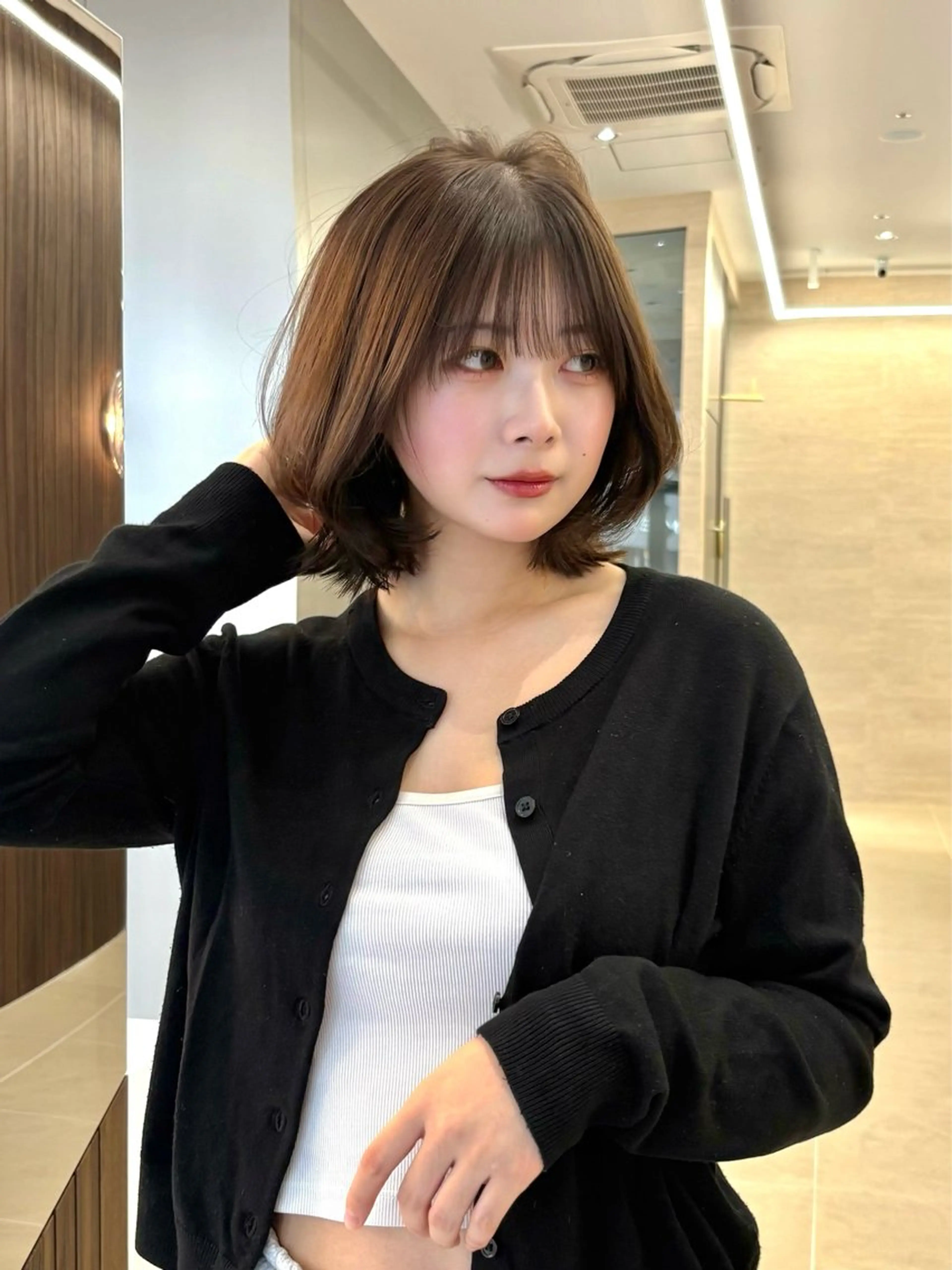 ミディアム カラー 透明感カラー レイヤーカット カット ヘアカラー トリートメント PULSE yokohama所属・横浜駅/韓国レイヤー カット/髪質改善のヘアスタイル