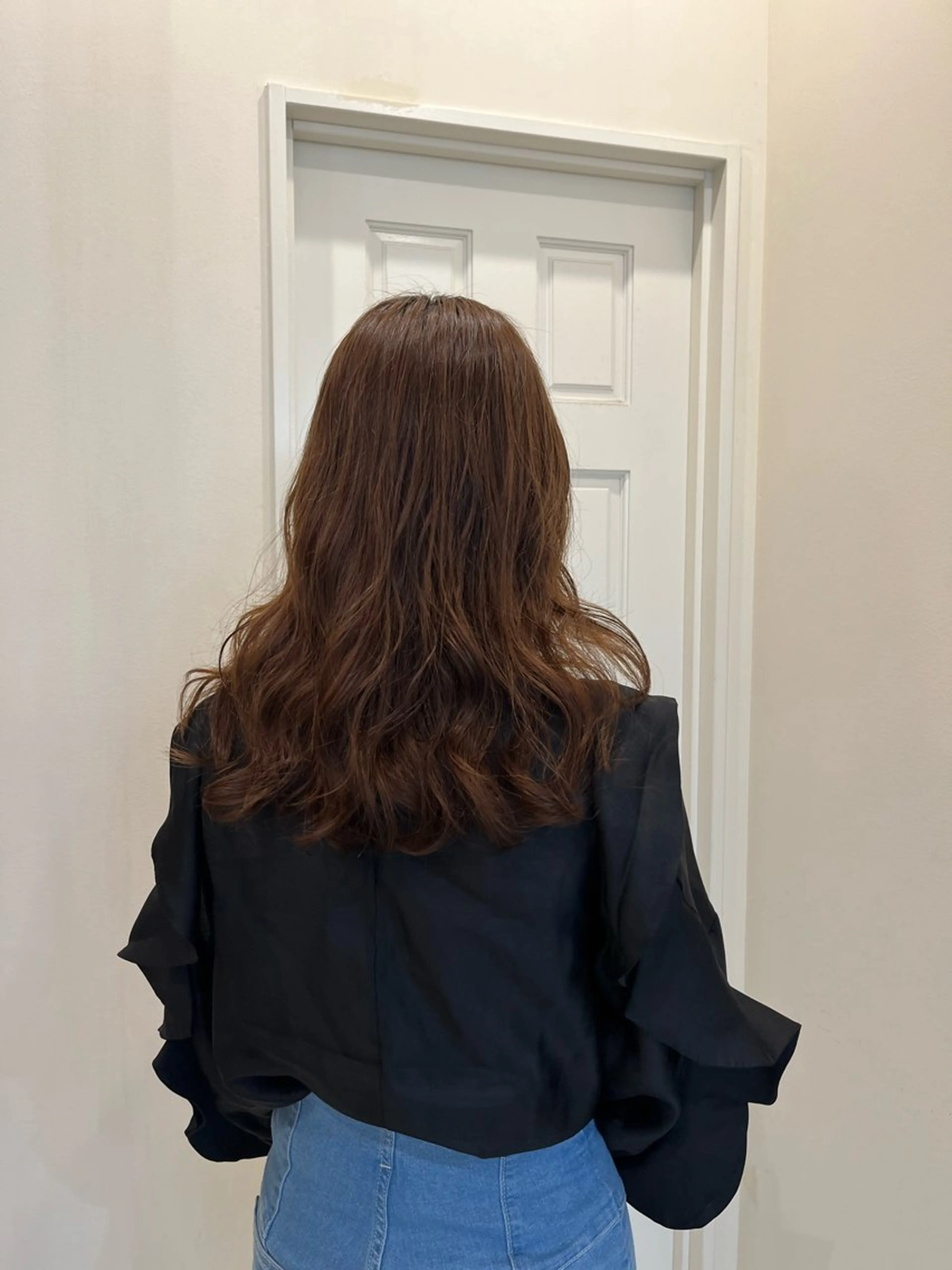 《19日限定料金✨》朝のスタイリングが楽になる！コテ巻き風パーマ+ カット+ Aujua treatmentの写真
