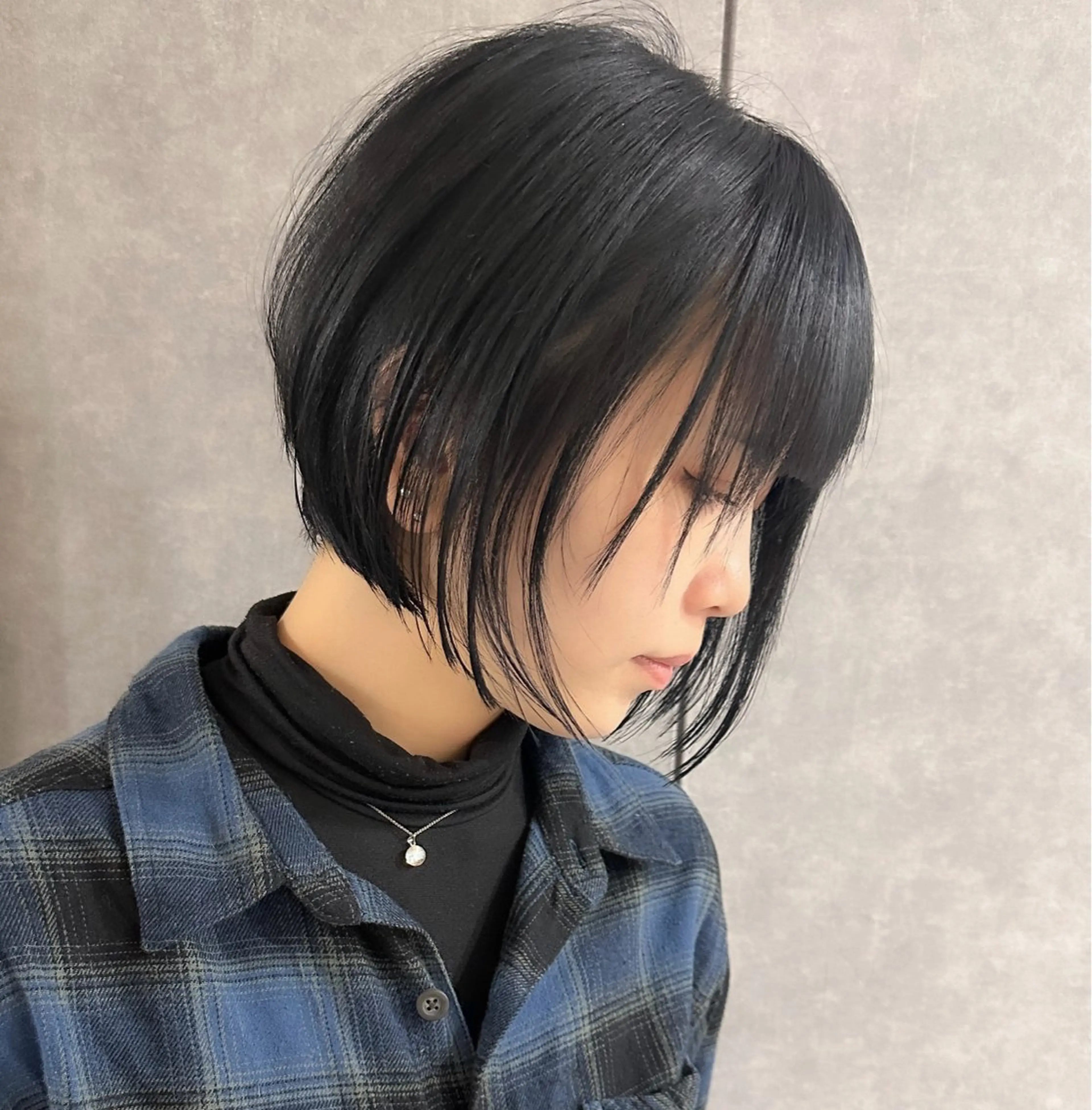 ショート カラー 透明感カラー ショートオタク ❣️Genkiのヘアスタイル