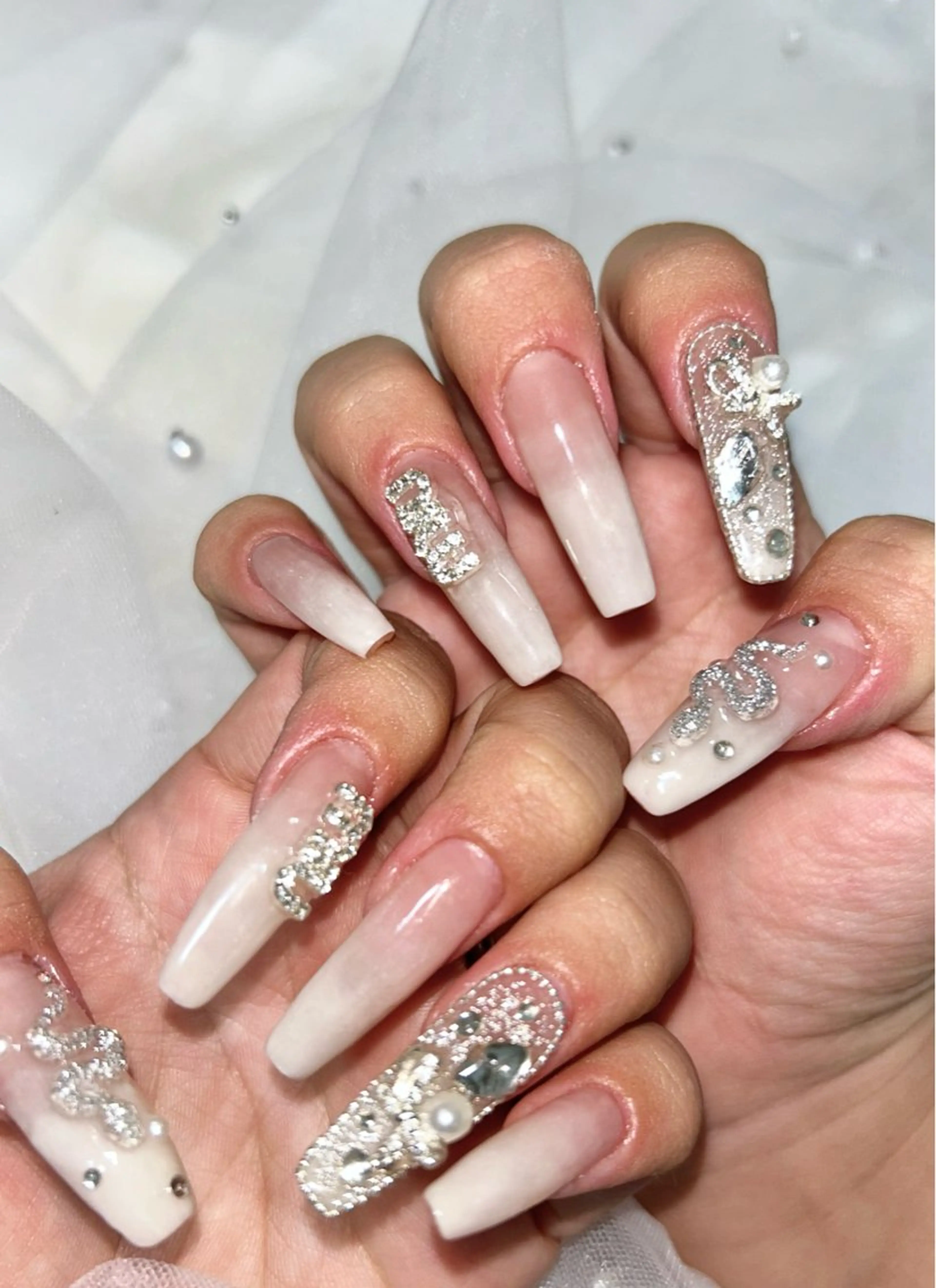 ネイル ハンドネイル Ruly nail yuzunaのネイルデザイン