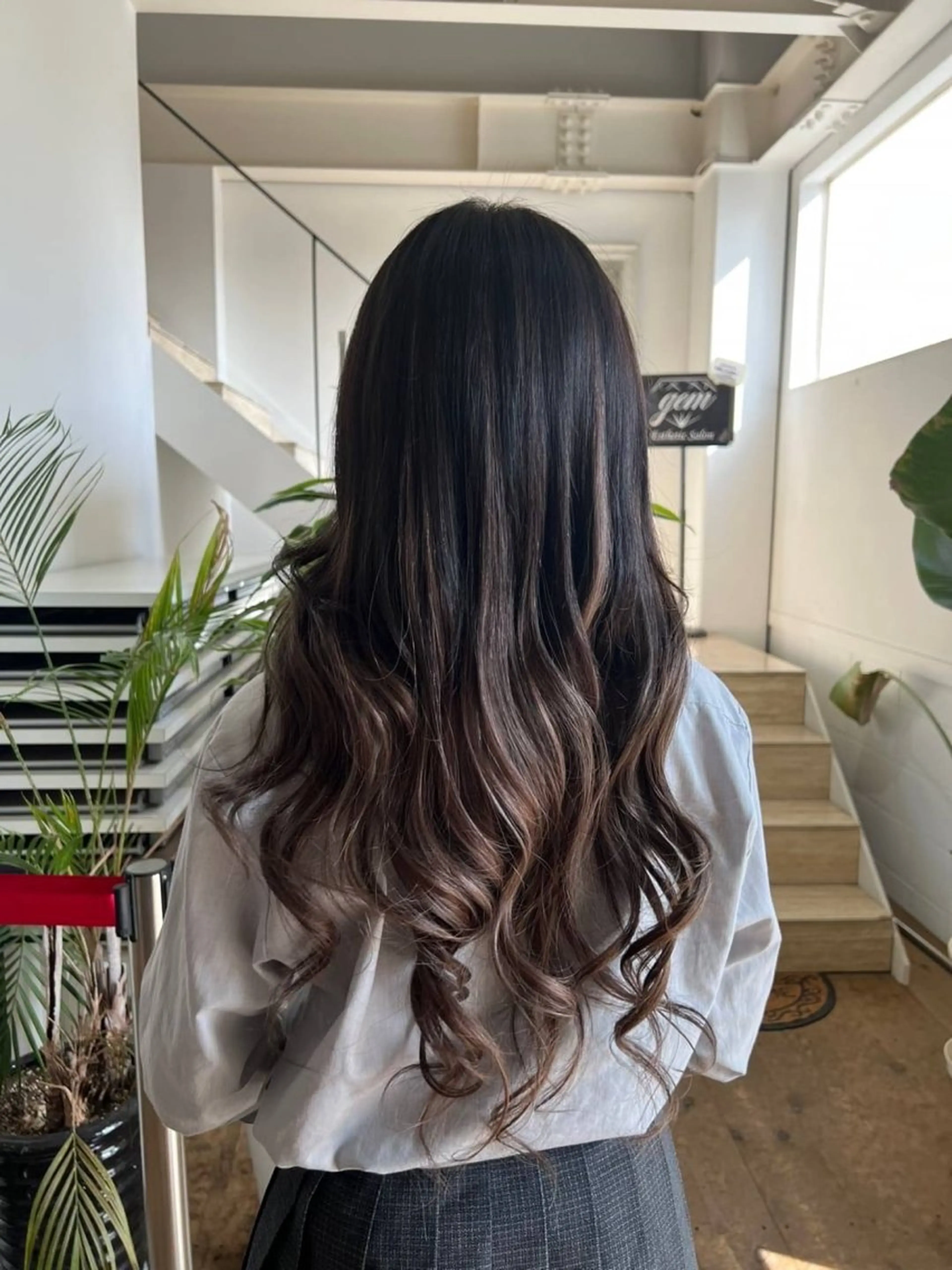 ロング シールエクステ エクステ BRAS ナカガワのヘアスタイル