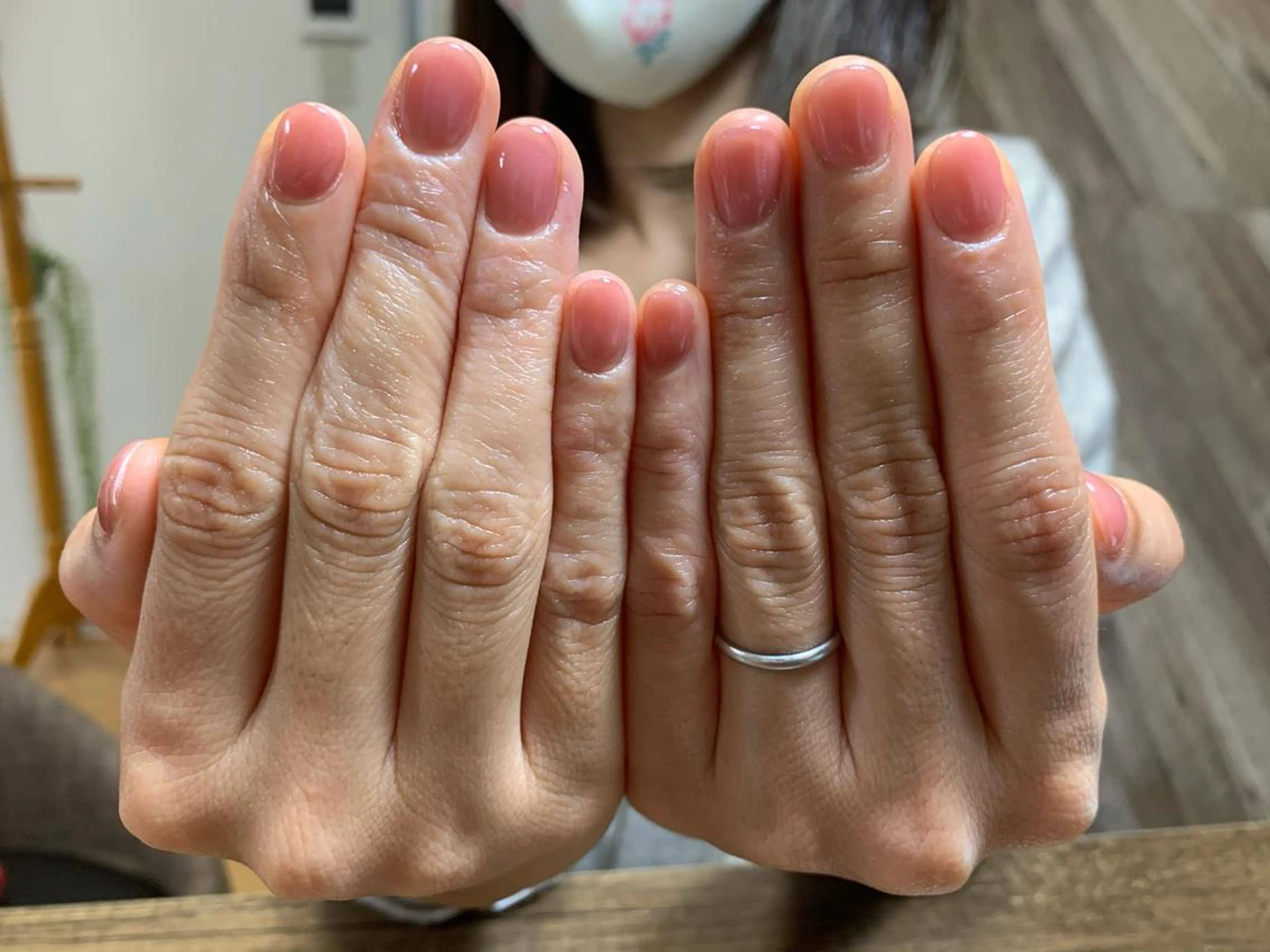 ネイル うる艶♡透明感ネイル Rirashiaのネイルデザイン