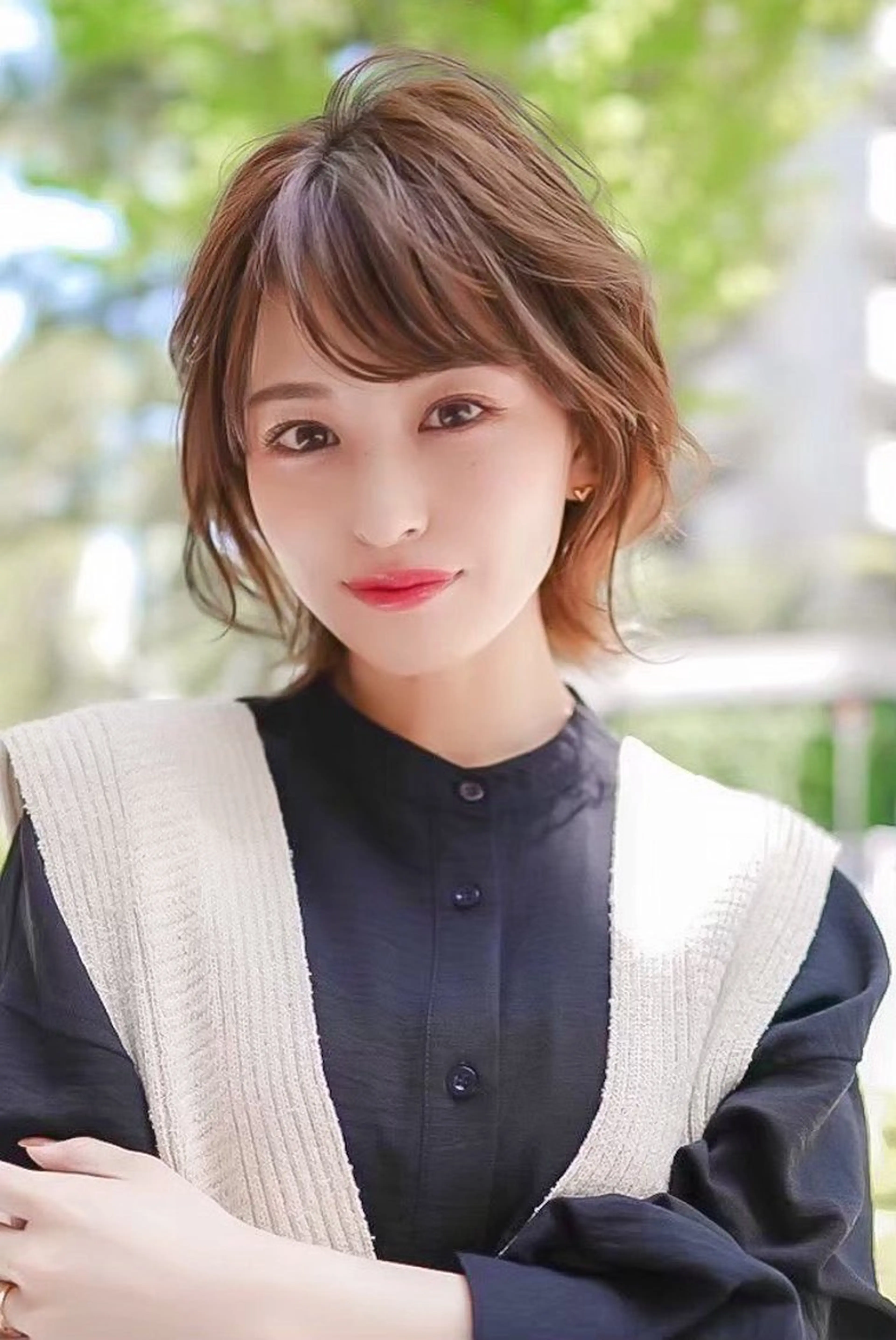 ミディアム カラー MISAKI🪐 縮毛矯正のヘアスタイル