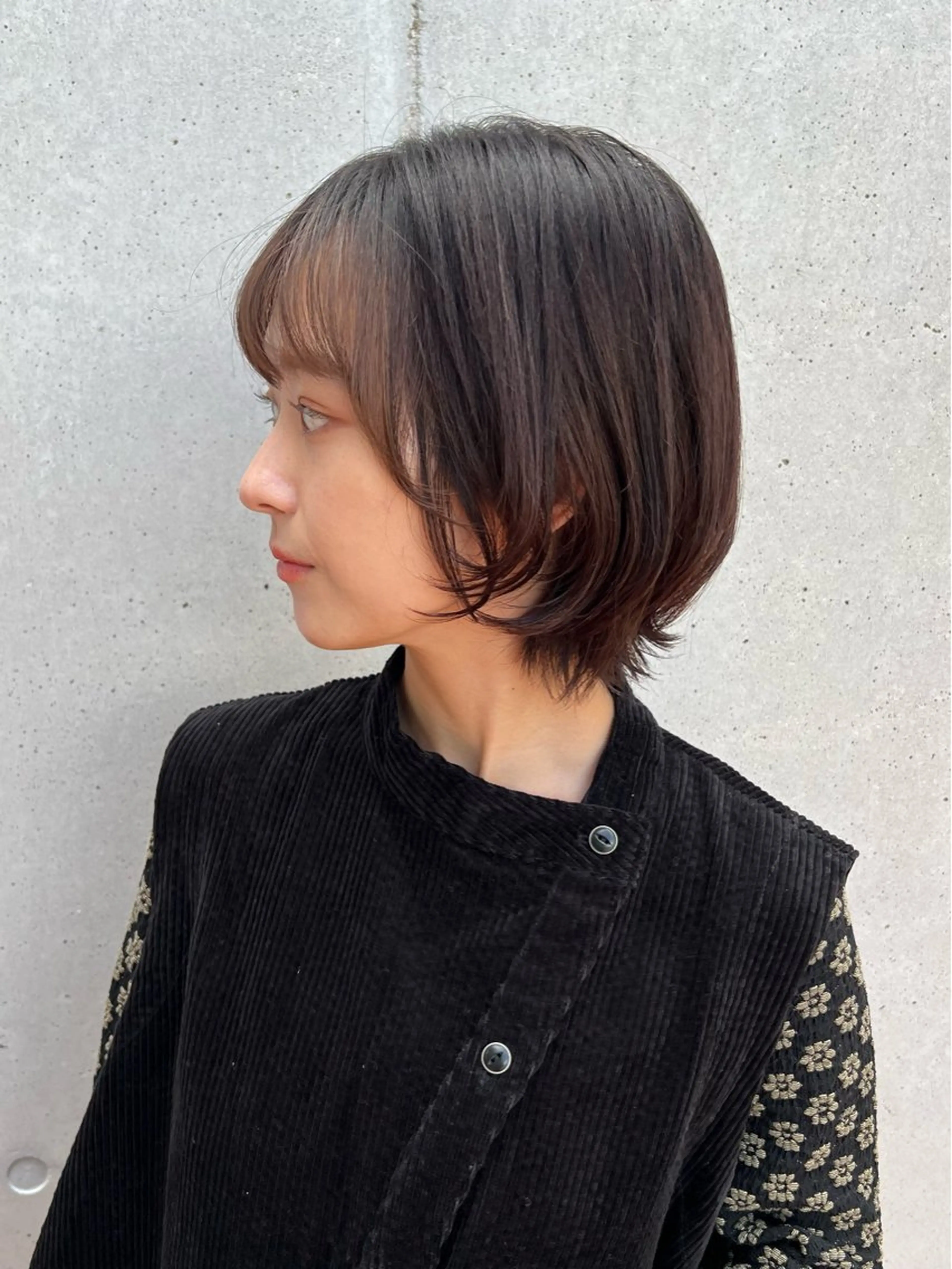 ショート カラー ボブ 伸ばしかけ ショートヘア カット ヘアカラー 高木 麻知子のヘアスタイル