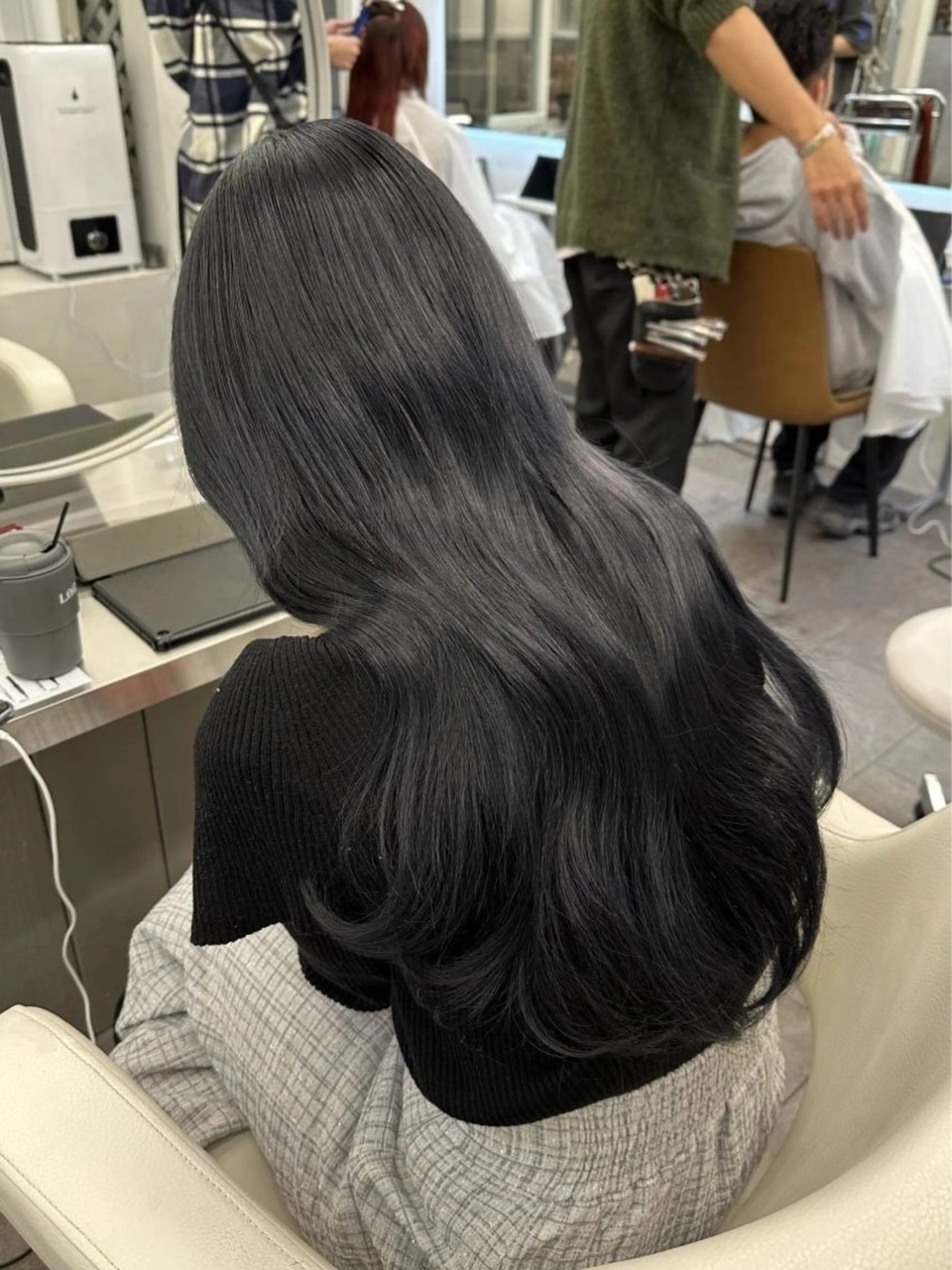 セミロング 髪質改善 縮毛矯正 トリートメント カット ヘアカラー トリートメント L.O.G SHINSAIBASHI（ログ心斎橋）所属・髪質改善✨L.O.G 中村祥雄のヘアスタイル