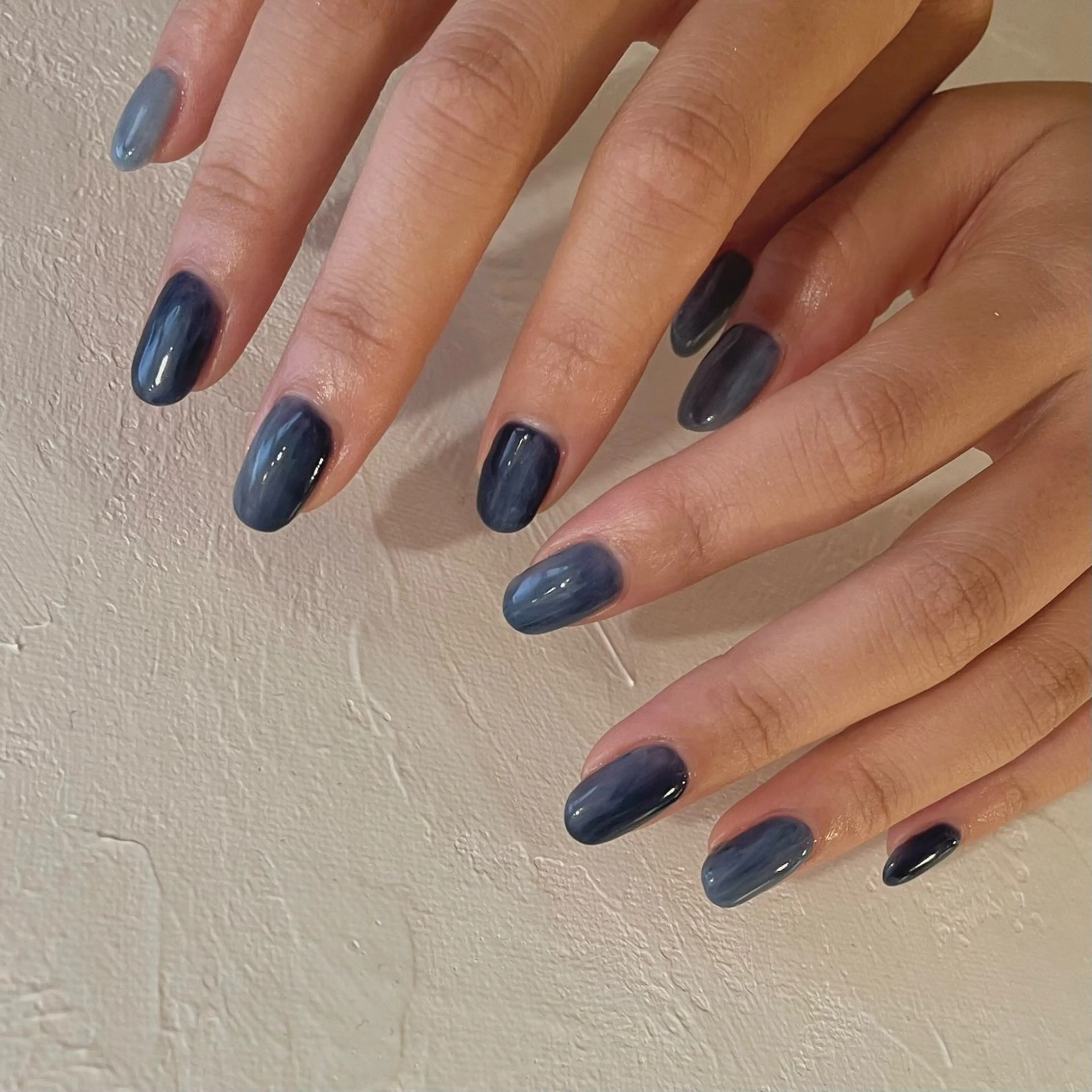 ネイル ブルー ニュアンスネイル Nail Room uimのネイルデザイン