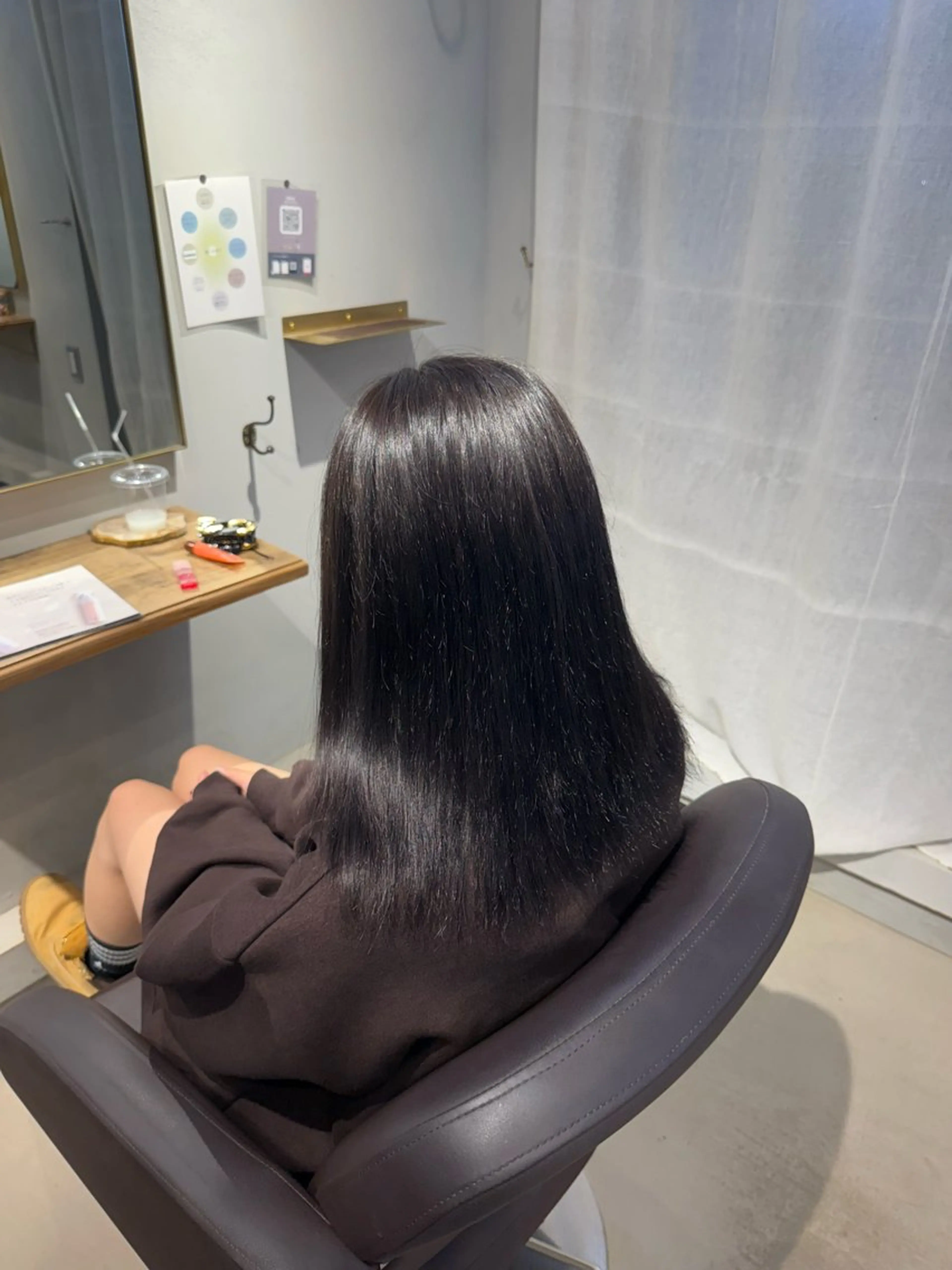 カラー 透明感カラー シルバー 🌺 波月のヘアスタイル