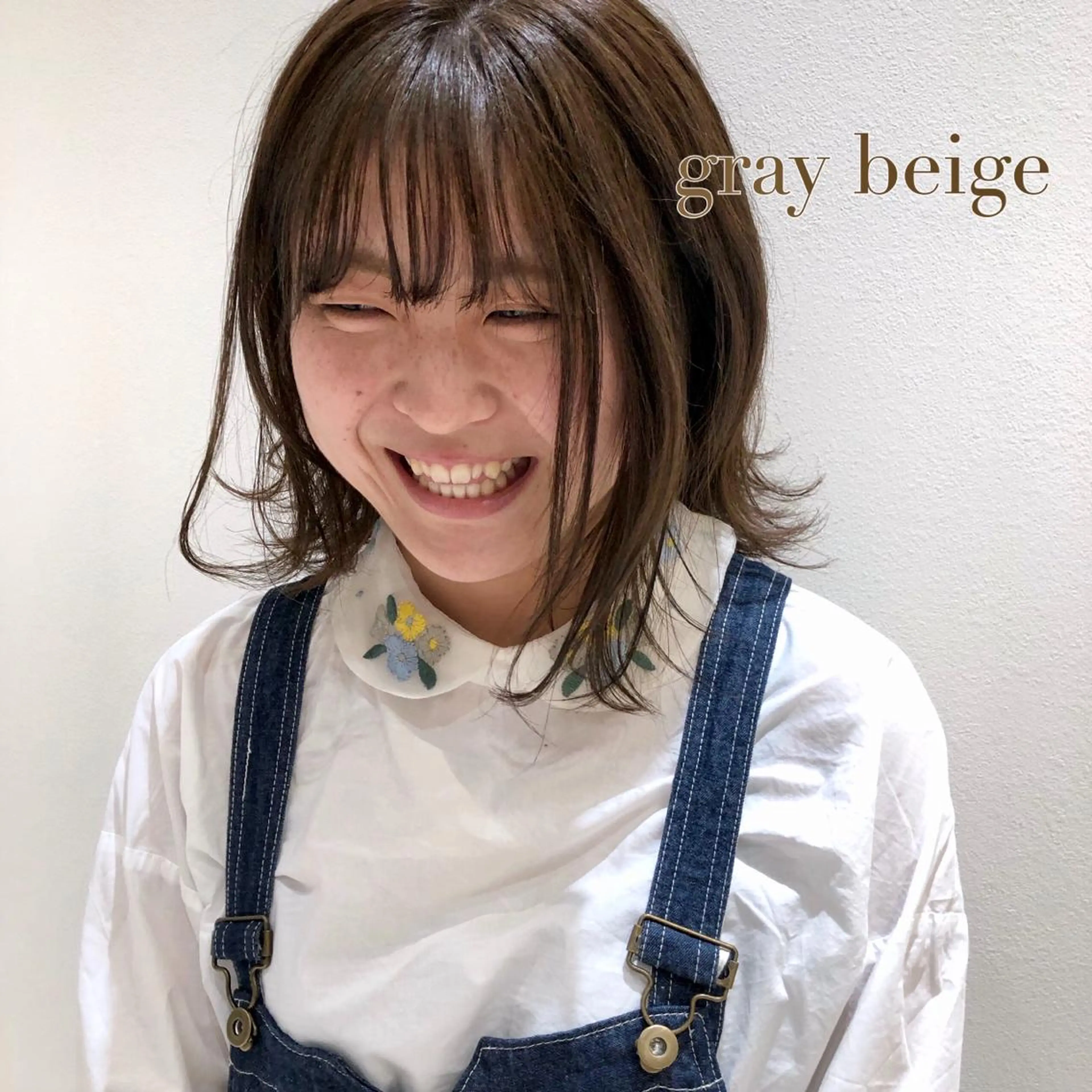 セミロング カラー ブラウンカラー 透明感カラー グレージュ BELLA/天王寺/ 似合わせ/木浦心のヘアスタイル