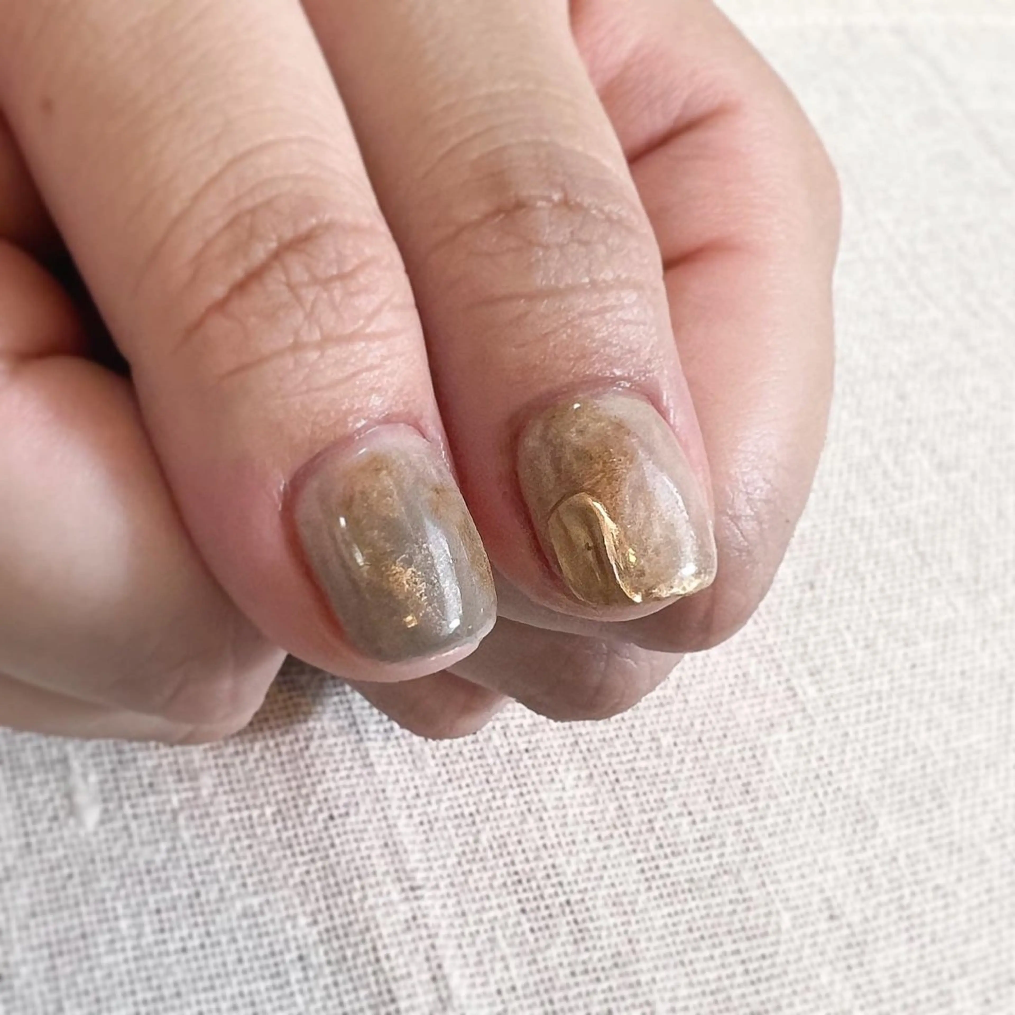 ネイル 持ち込み ニュアンスネイル スクエアネイル ホワイト 冬ネイル ハンドネイル pointillé .ayaのネイルデザイン