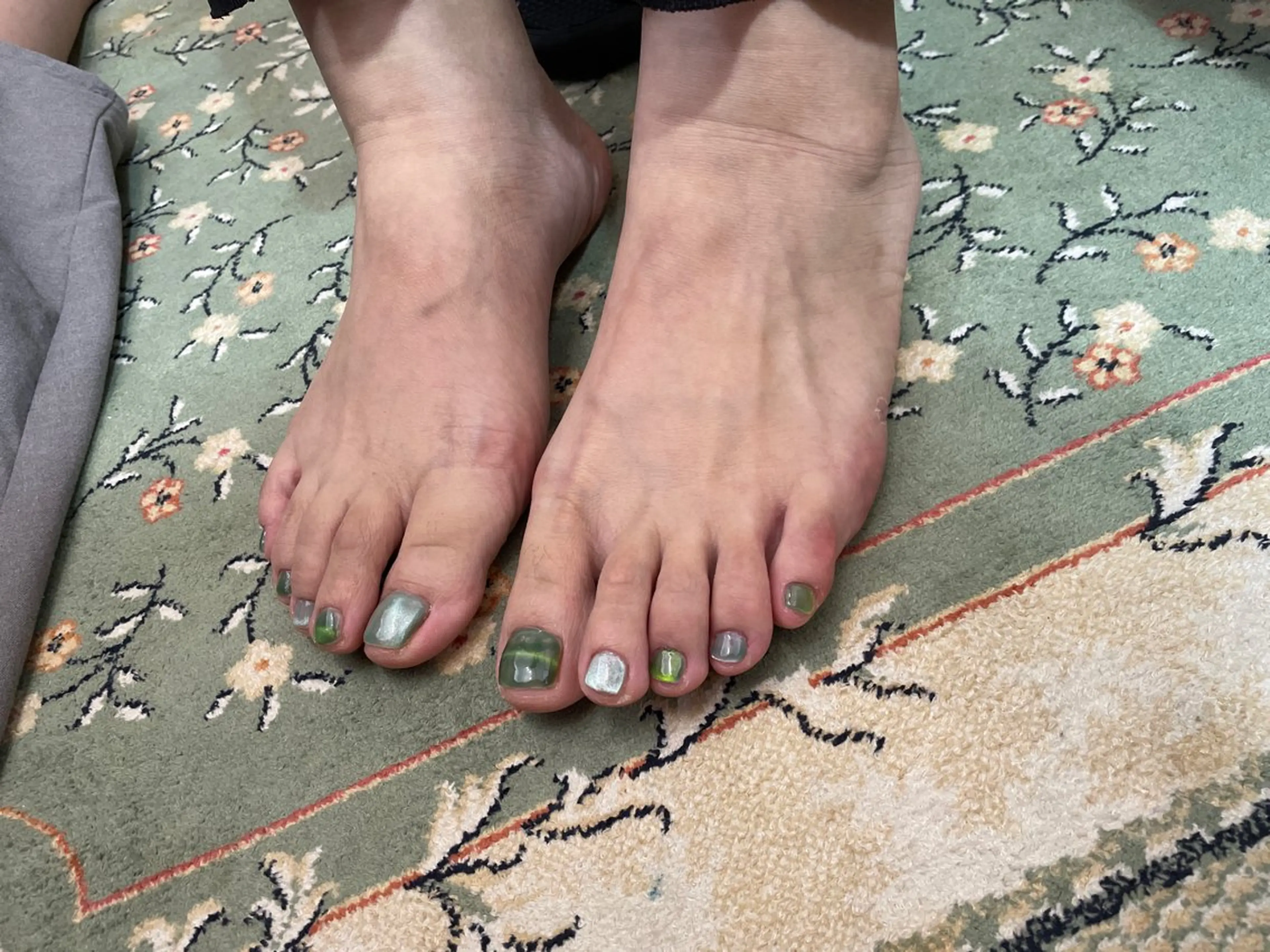 ネイル フットネイル herbal relaxation &beauty満芳庭所属・楊 蓉のネイルデザイン
