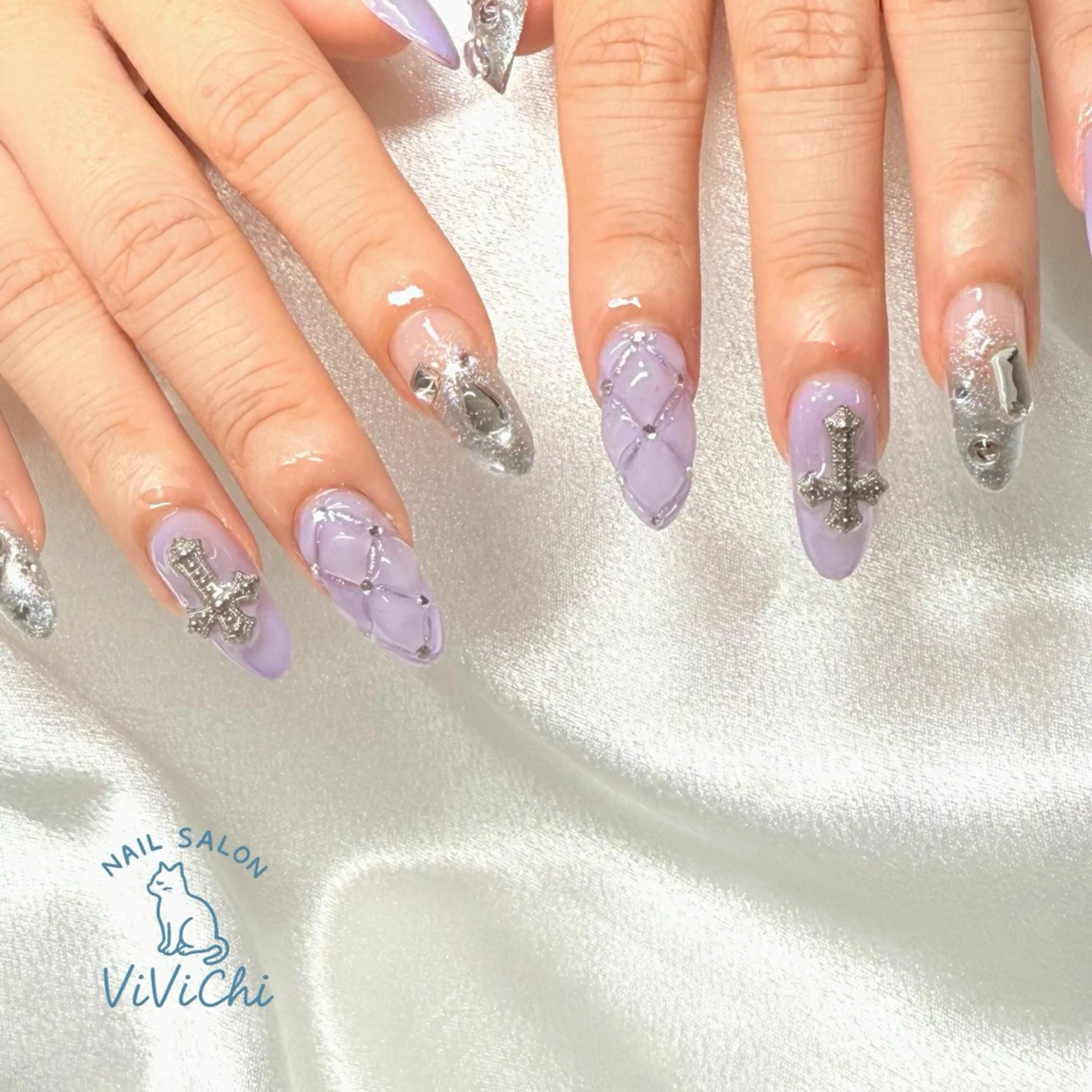 ネイル ハンドネイル NAILSALON ViViChi所属・ViViChi 梨帆のネイルデザイン