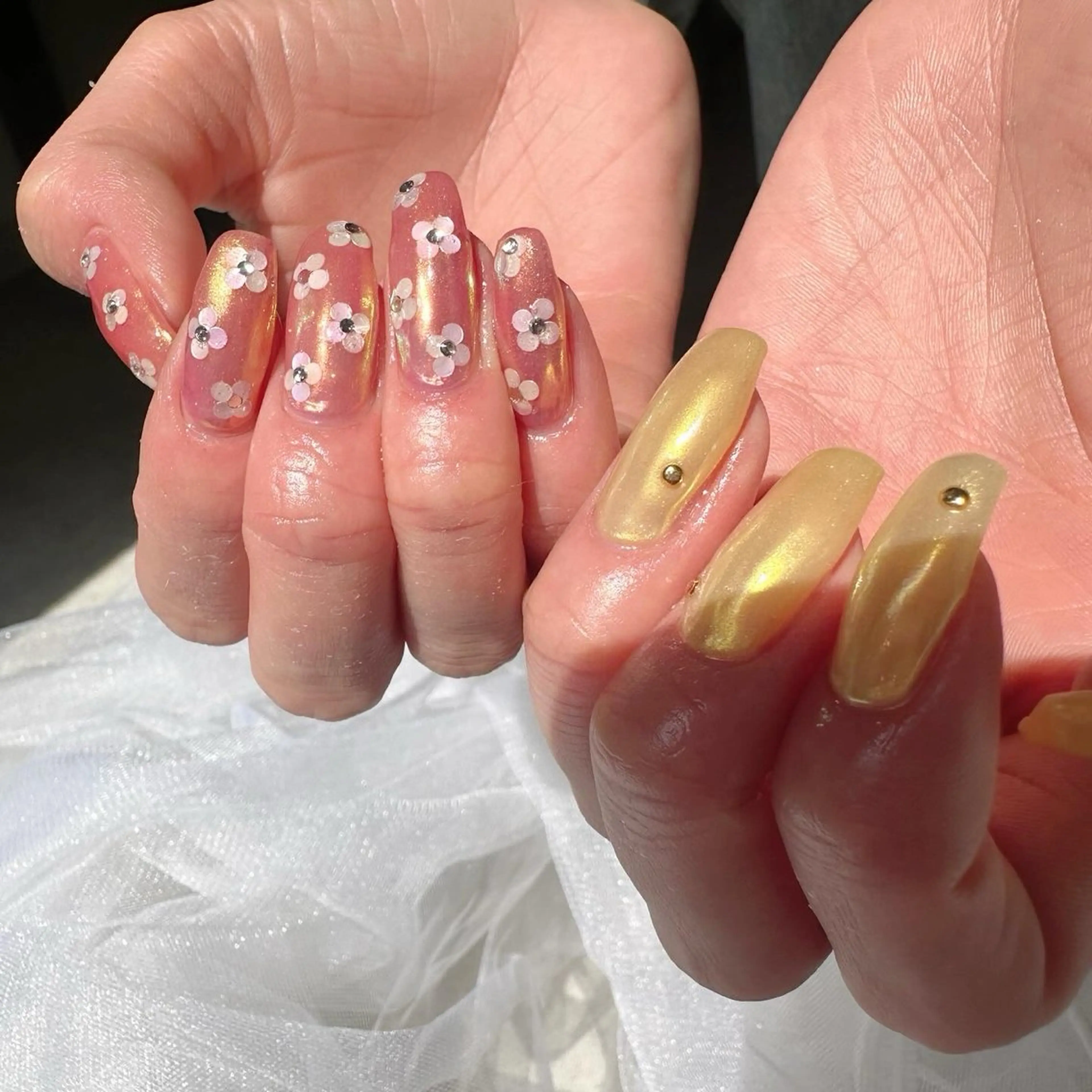 ネイル オーロラネイル フラワーネイル ホログラムネイル 氷ネイル・うるうるネイル ミラーネイル 🪞KAPE NAIL 🪞のネイルデザイン