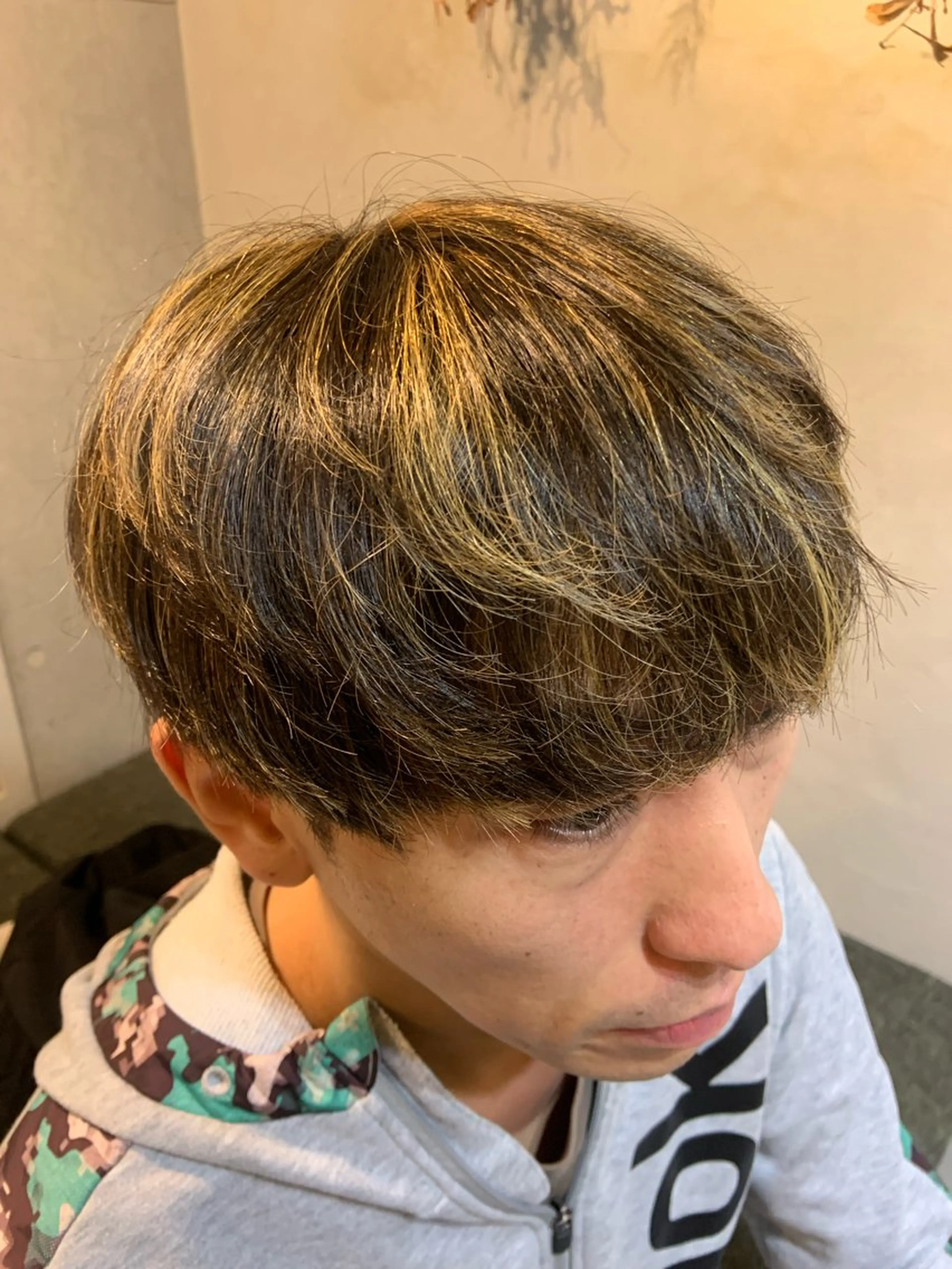 メンズ メンズハイライト ヘアカラー MENAbysafaria所属・水口 咲希 ‎️🫧MENA🫧のヘアスタイル