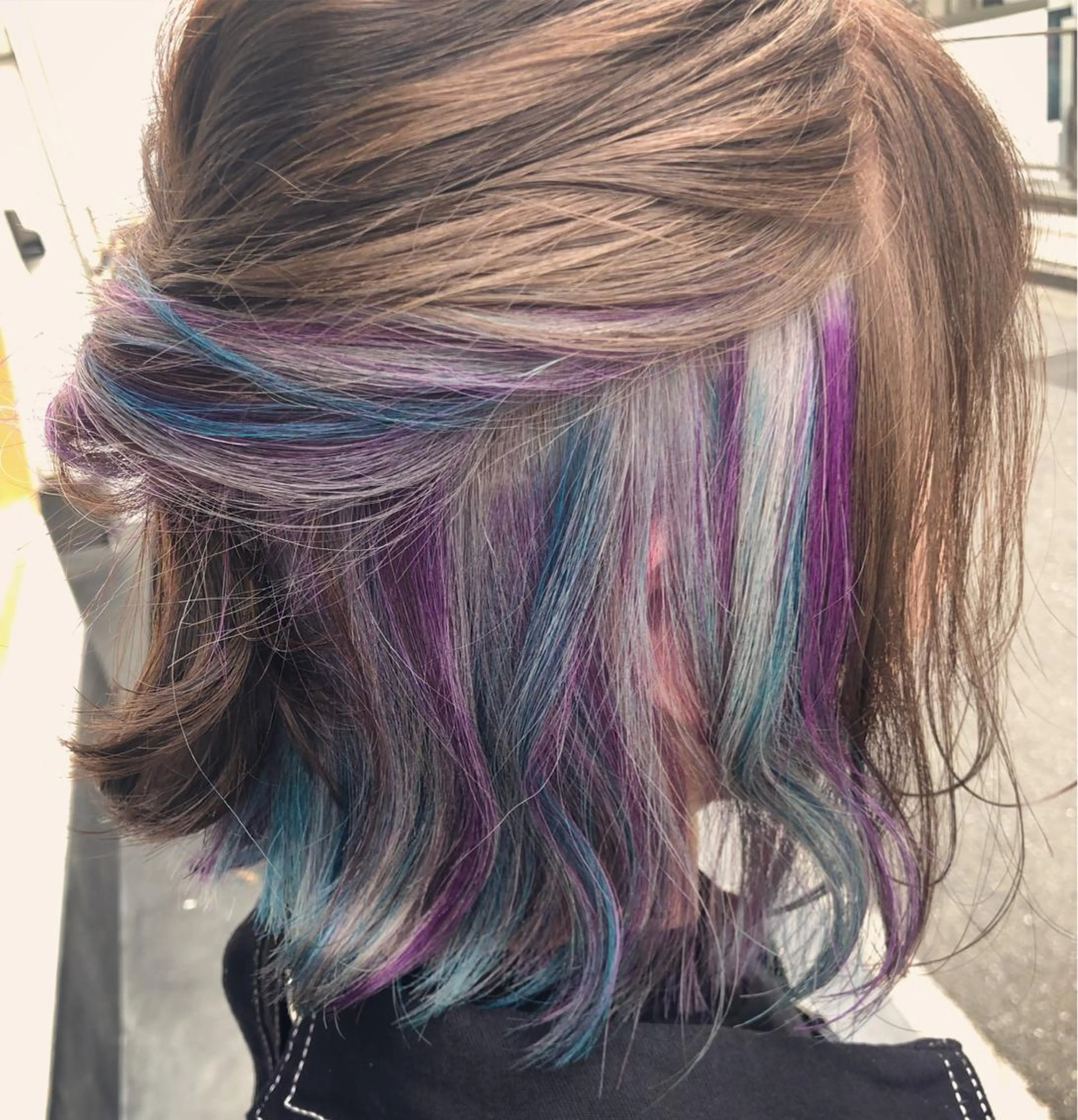 ショート カラー ヘアアレンジ アッシュ バレイヤージュ ミストバング ベージュカラー ブリーチ カット ヘアカラー トリートメント 原宿サロン代表 デザインカラー伊藤卓のヘアスタイル