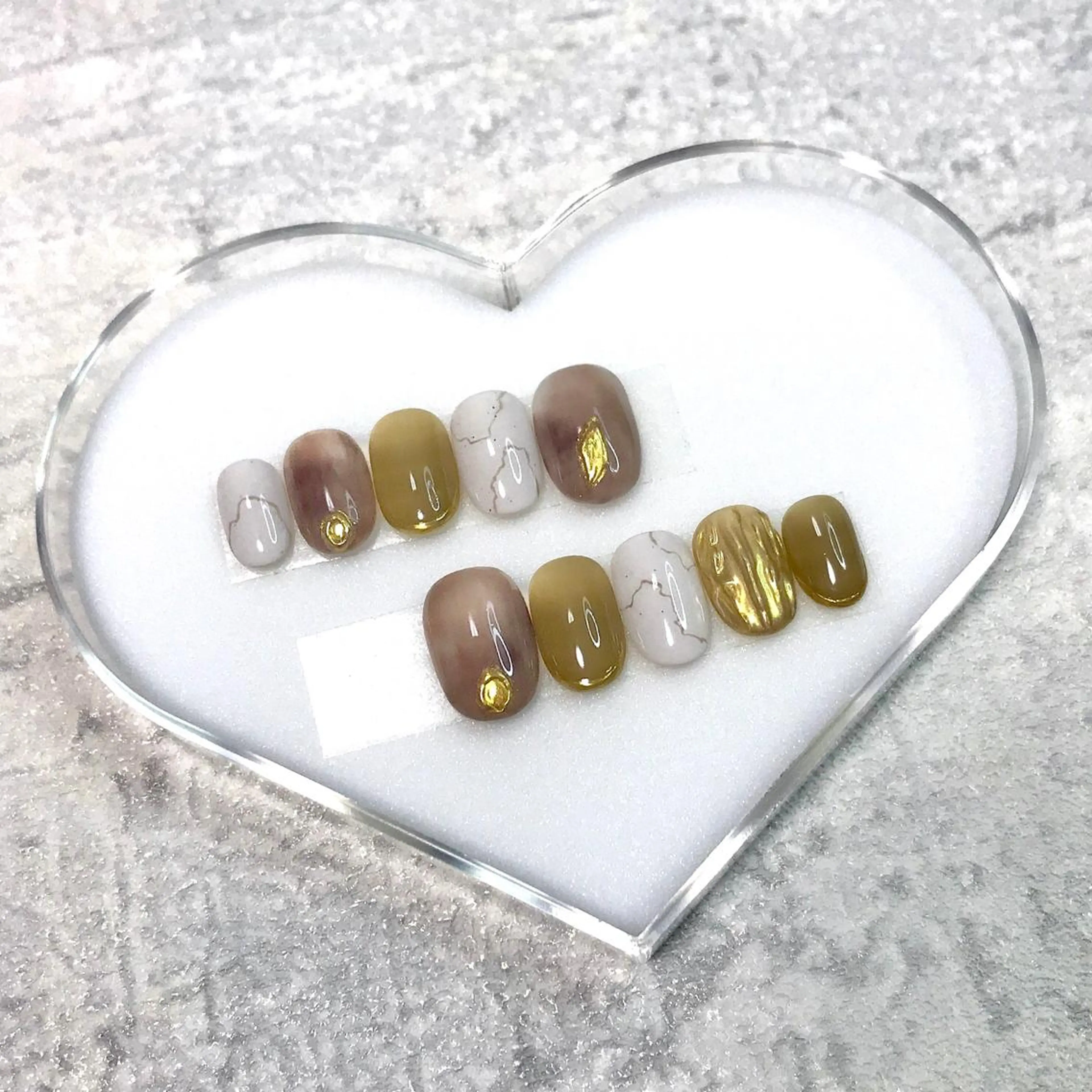 ネイル ミラーネイル ニュアンスネイル ネイルチップ ブライダルネイル ステラ marikominoのネイルデザイン