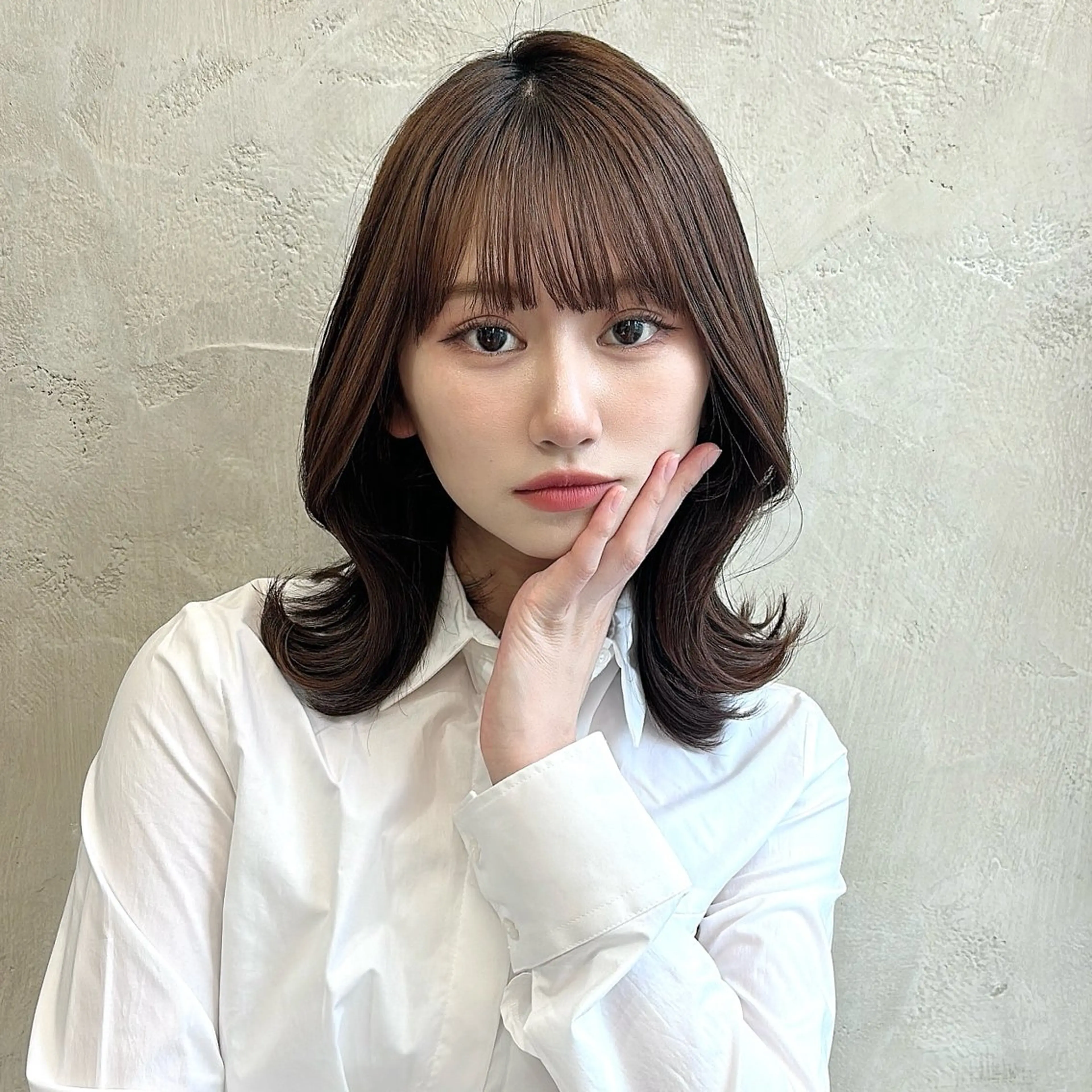 ミディアム カラー ベージュカラー 透明感カラー くびれヘア 顔周りカット ハイレイヤー カット ヘアカラー トリートメント 💫レイヤーカット 💫木原佑璃香のヘアスタイル
