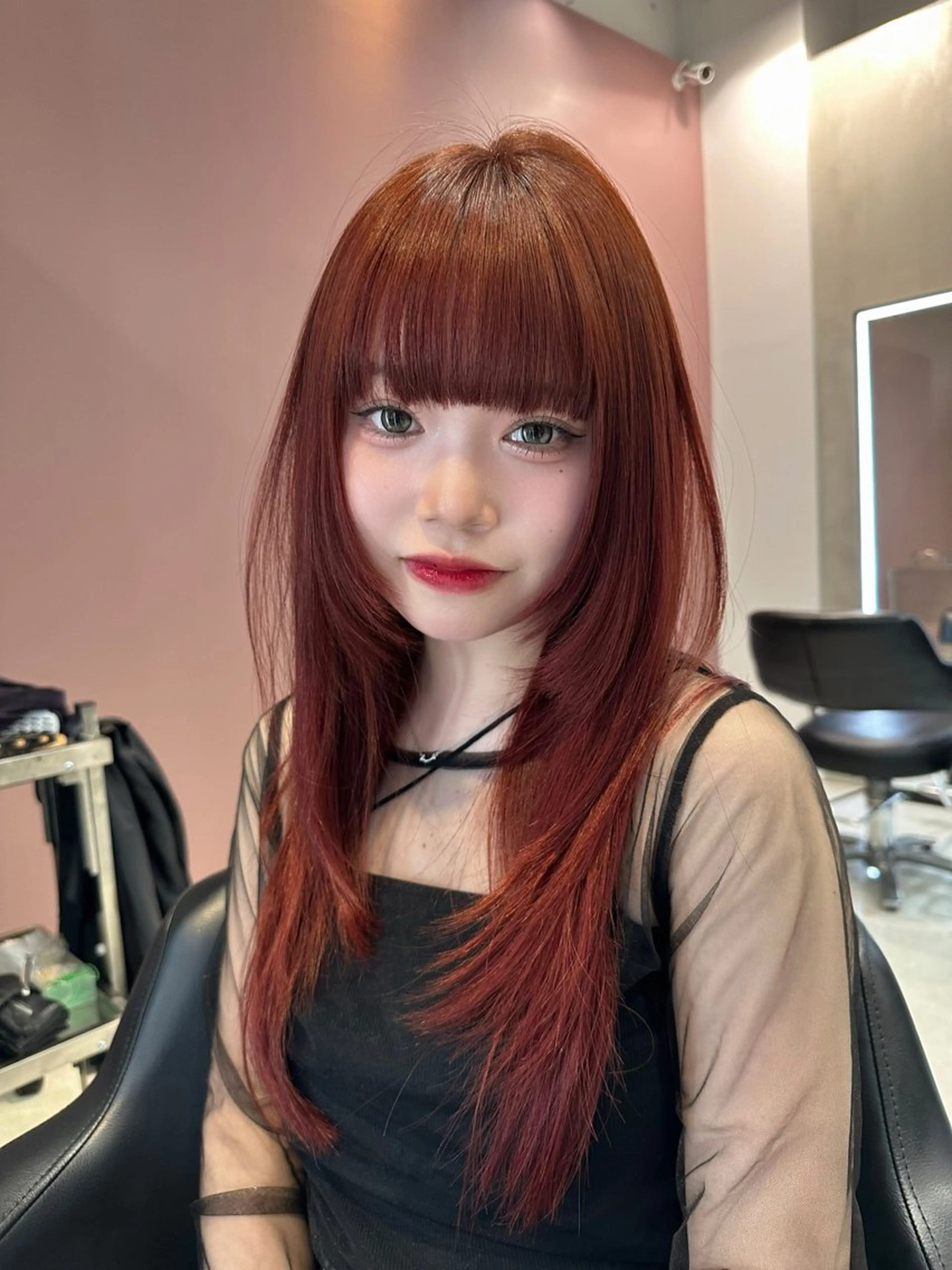 ロング カラー カット ヘアカラー トリートメント 韓国ヘア🇰🇷 透明感カラー🩶のヘアスタイル