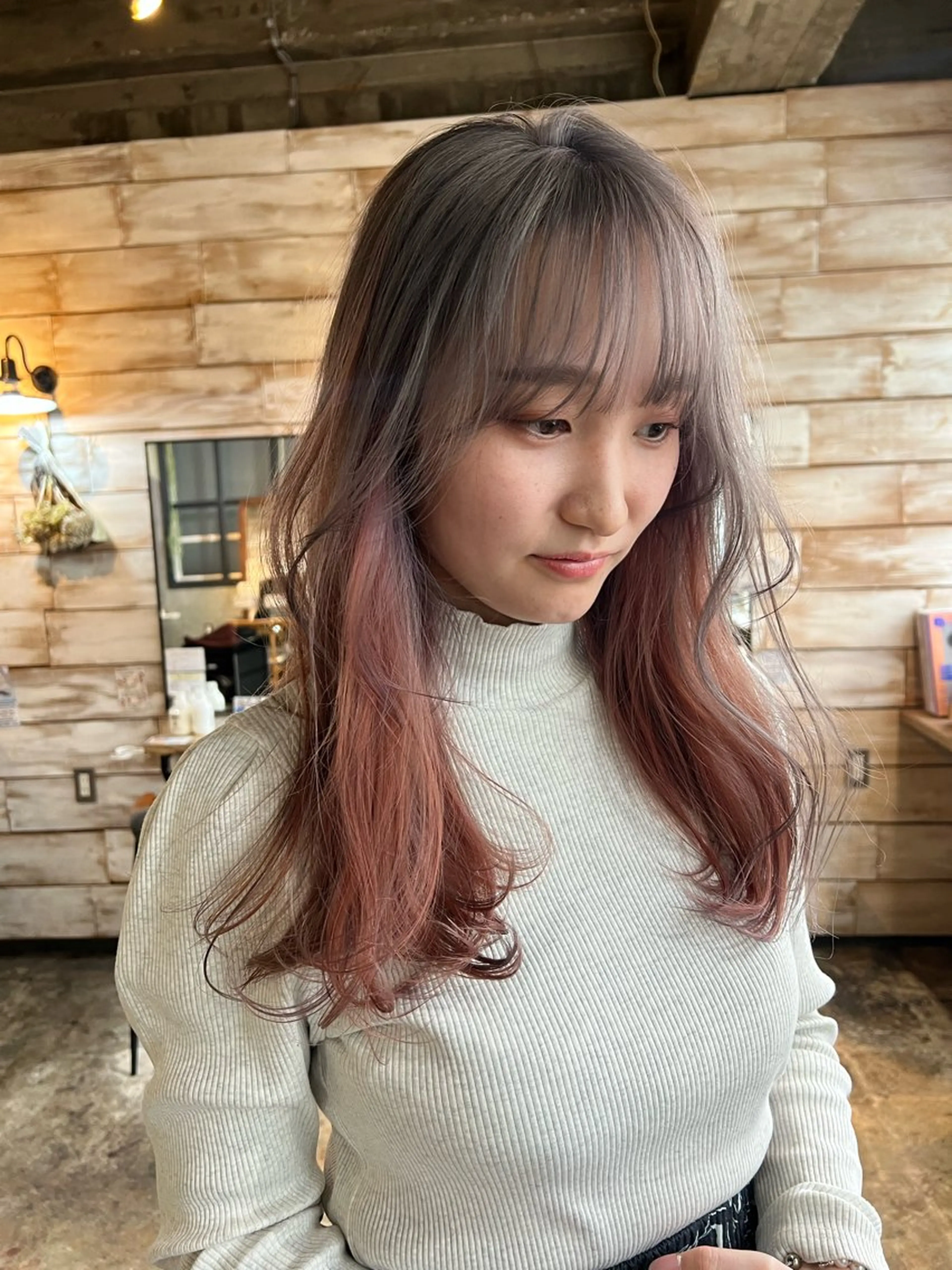 ロング カラー カット ヘアカラー トリートメント ツキノキ ミナのヘアスタイル