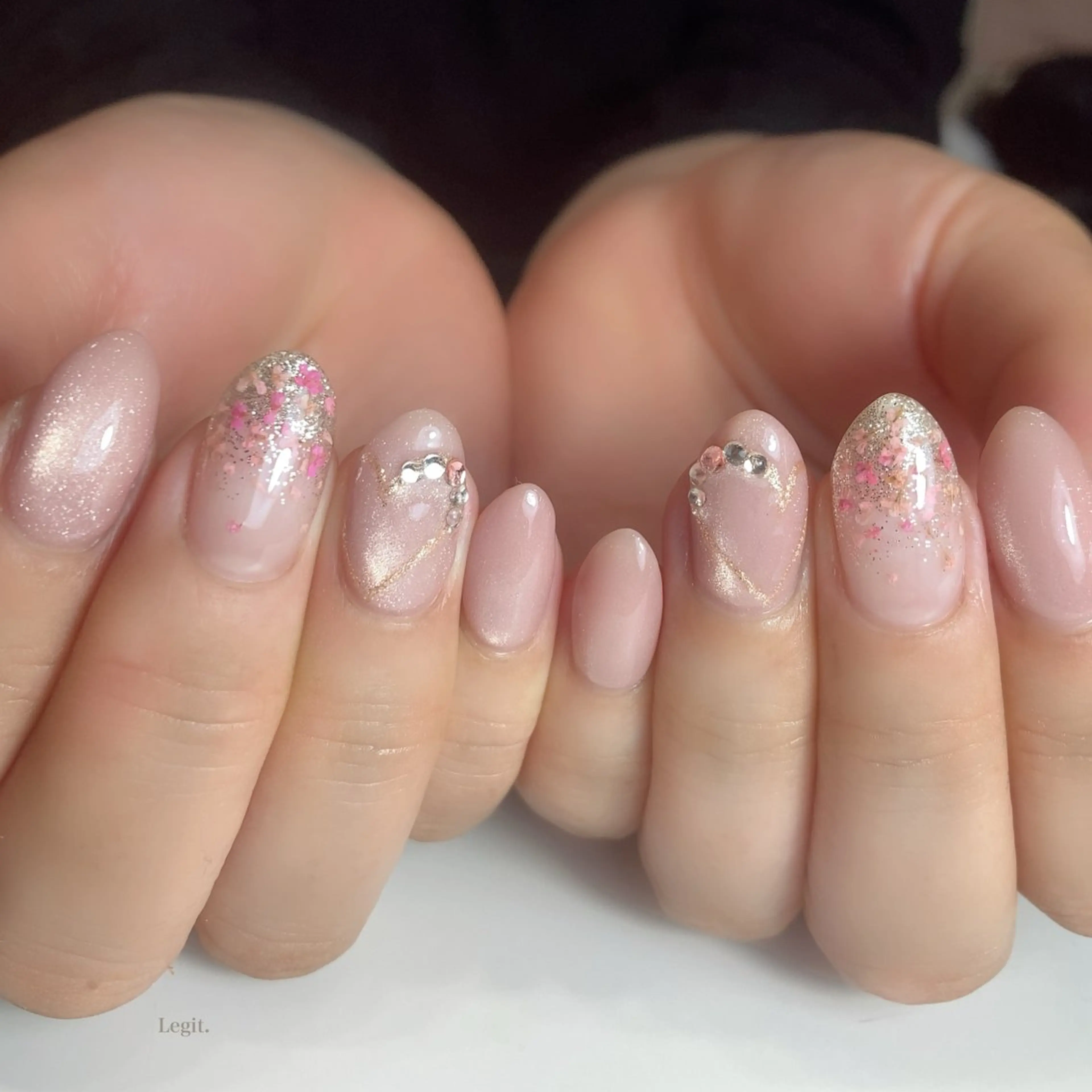 ネイル Legit nail salonのネイルデザイン