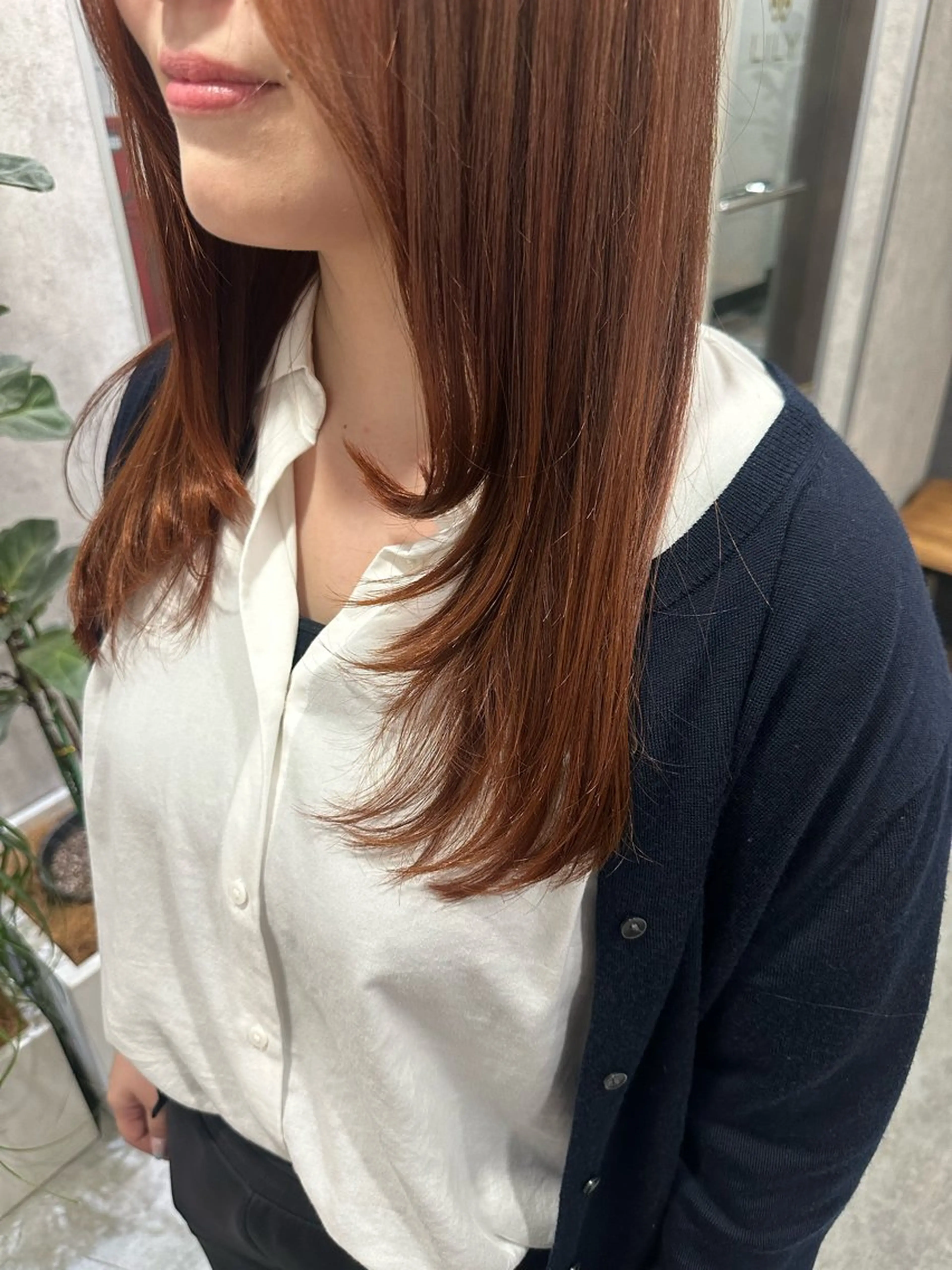 セミロング レイヤーカット カット ヘアカラー MOURI CHISATOのヘアスタイル