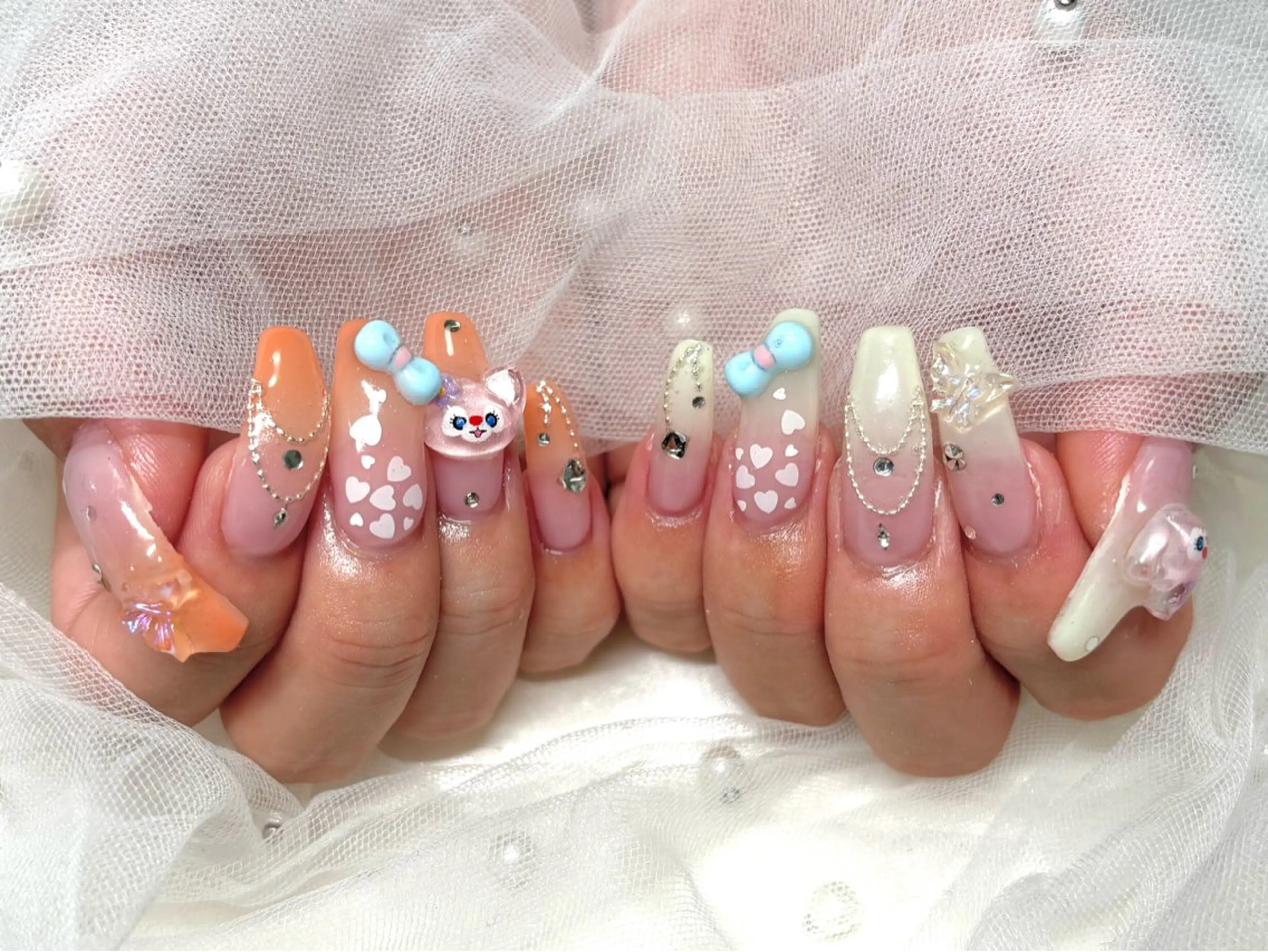 ネイル Roi〈ロワ〉 Akariのネイルデザイン